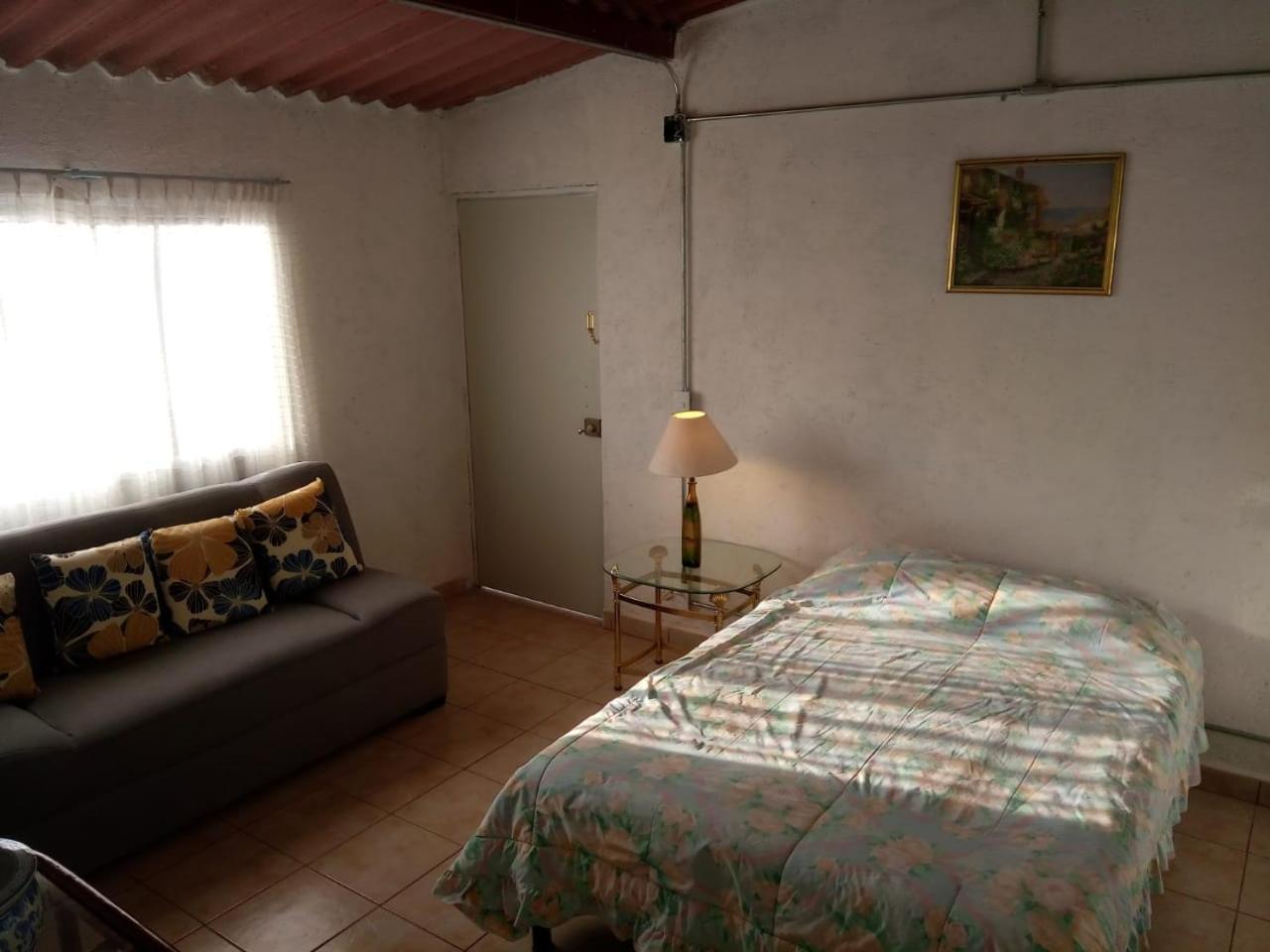 Casa de Irma para visitar la ciudad o de negocios — Mexico City