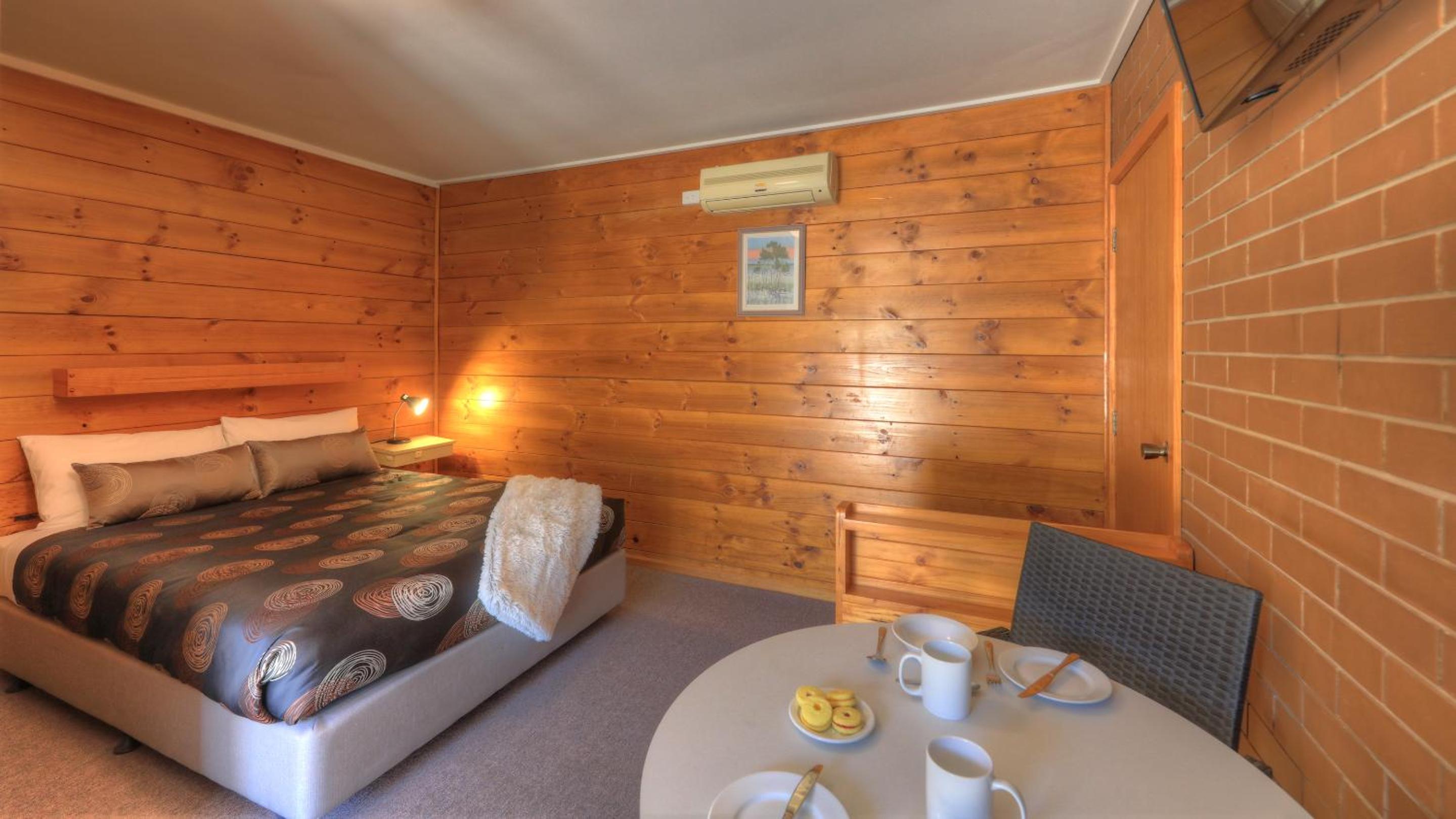 Paruna Motel