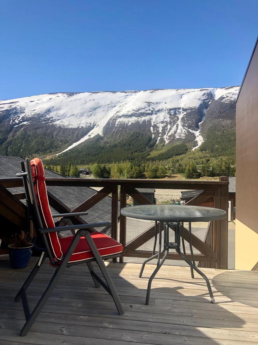 Signegarden - Midt i fjellheimen - Tett på Fjord-Norge