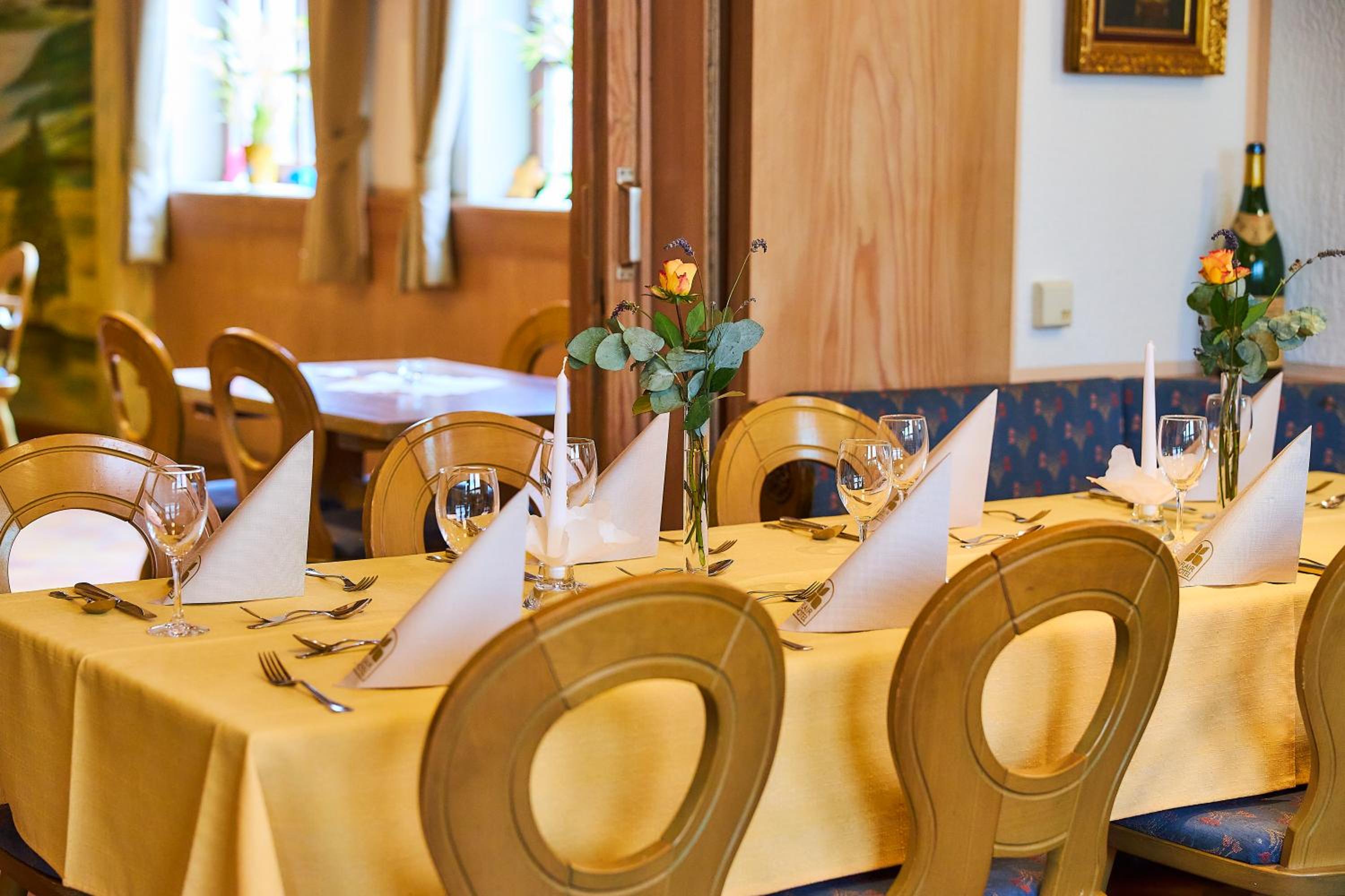 Flair Hotel Weinstube Lochner - Property Image 2