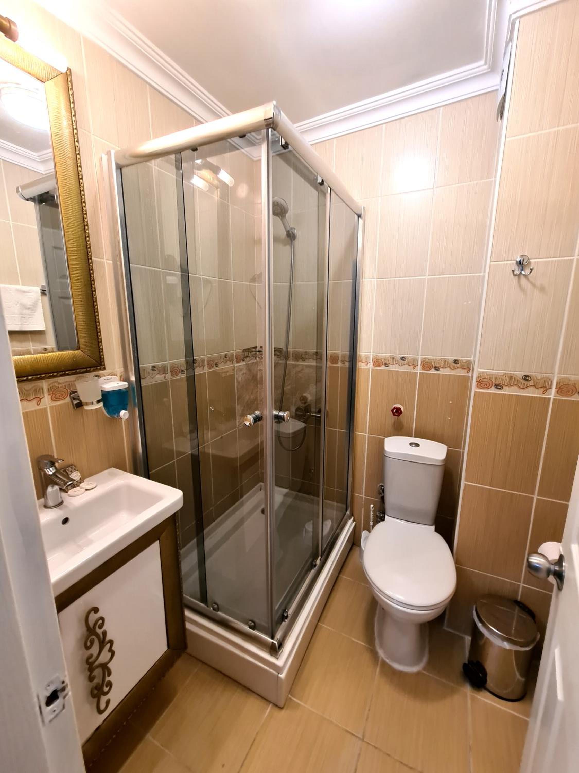 Oceans 7 Hotel - Image 7