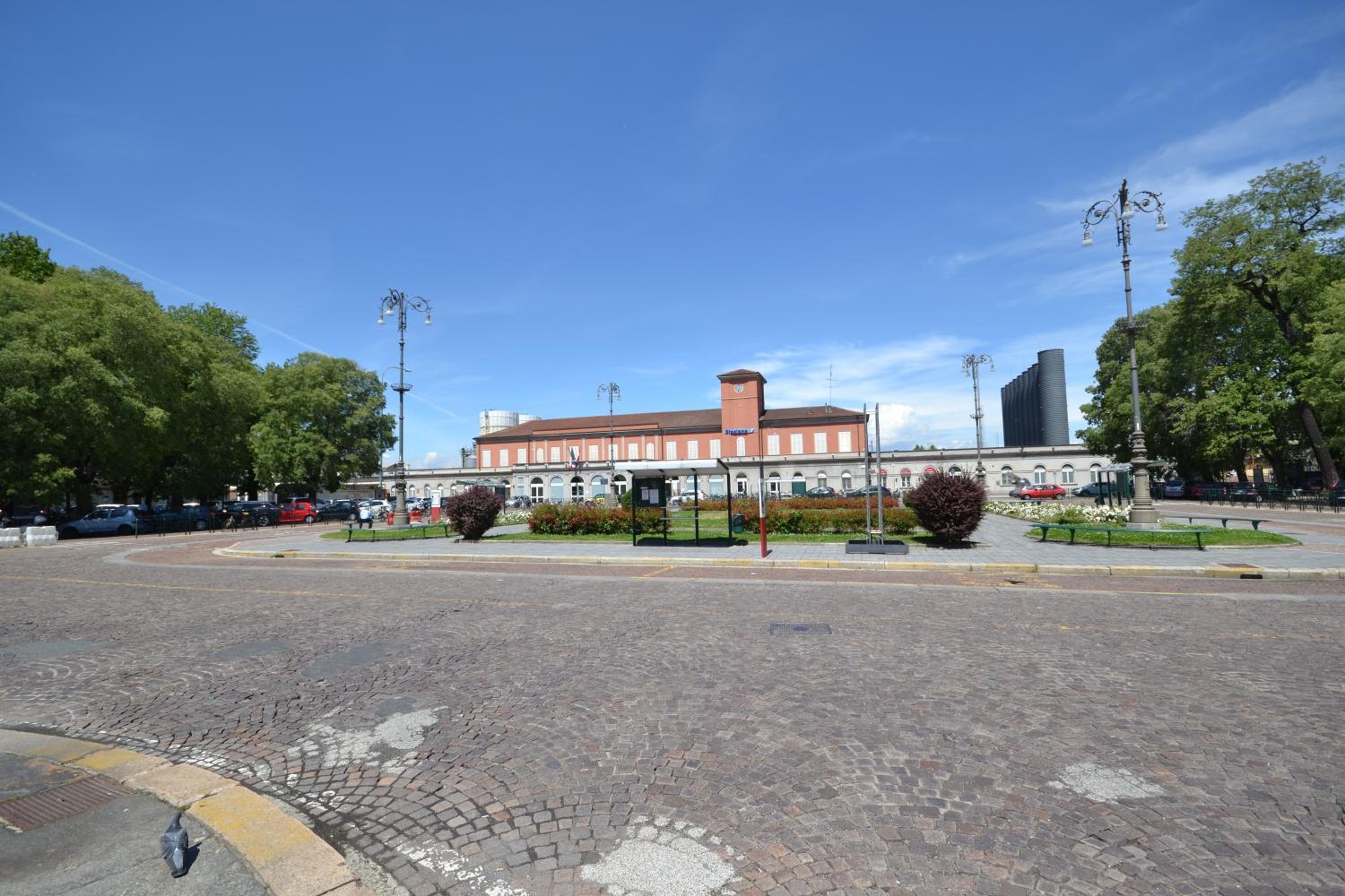 Chicco Light - Appartamento low cost per soggiorni brevi Vercelli Wi-Fi - Cinelli Apartment view 5