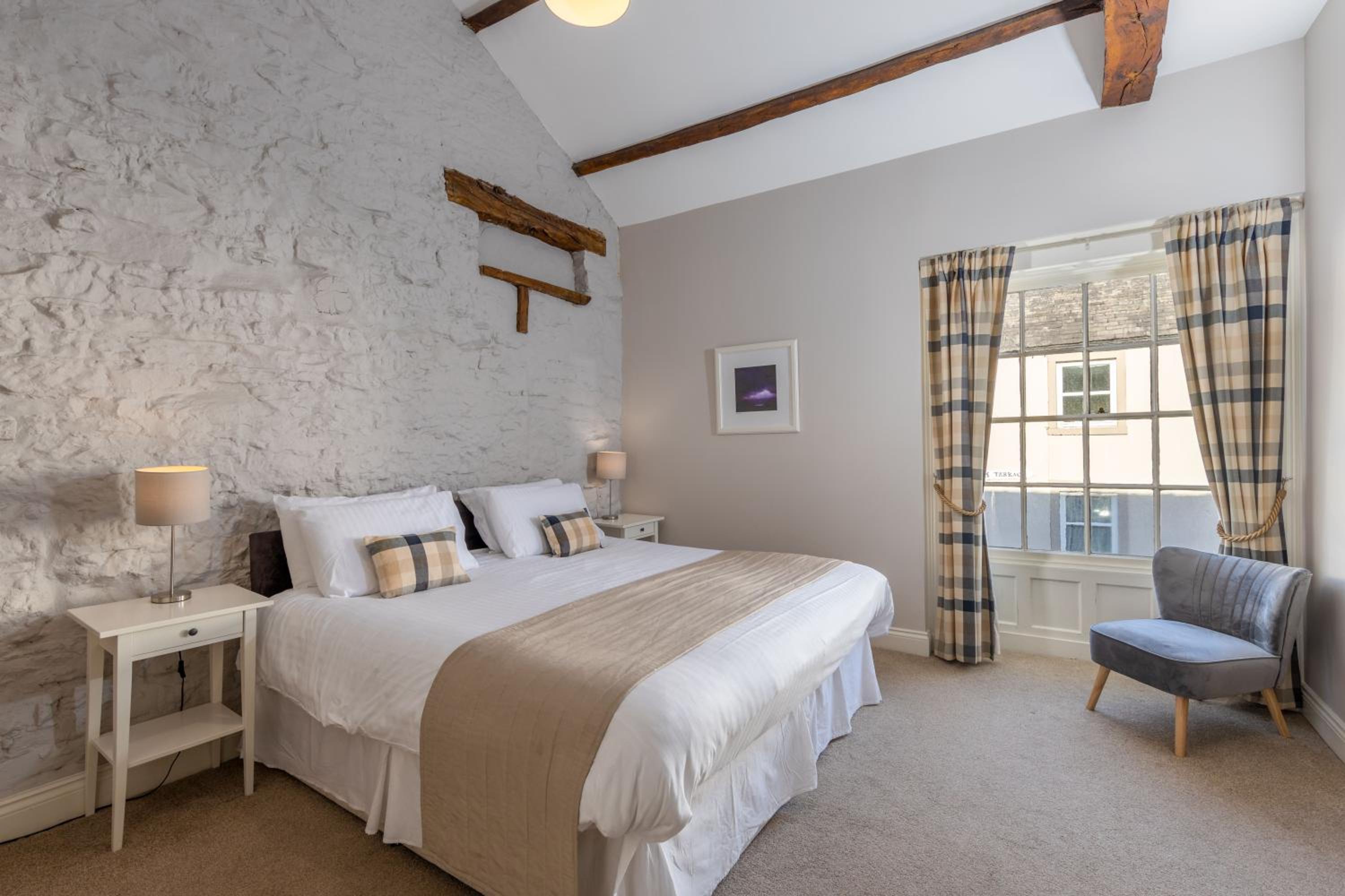 Scotch Arms Mews Bed & Breakfast, Brampton Town Centre, Hadrians Wall