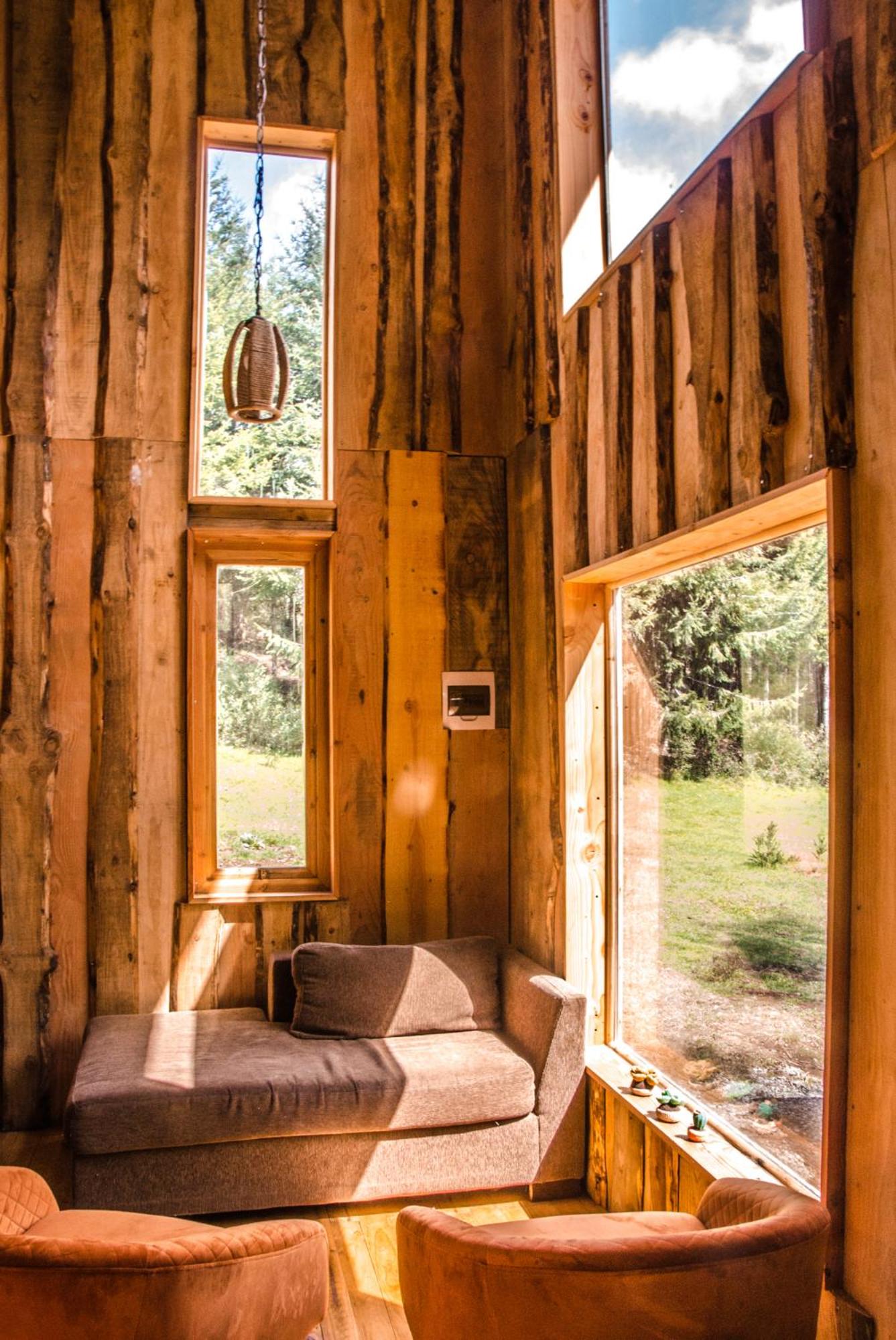 Proyecto COYAM, cabañas lofts, tinas privadas, sendero por el bosque