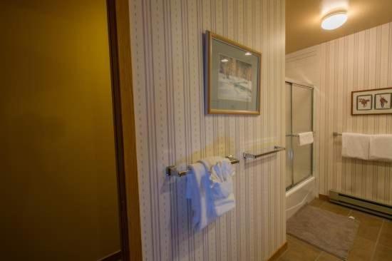 Townsend Place in Beaver Creek VIllage - Property Image 5
