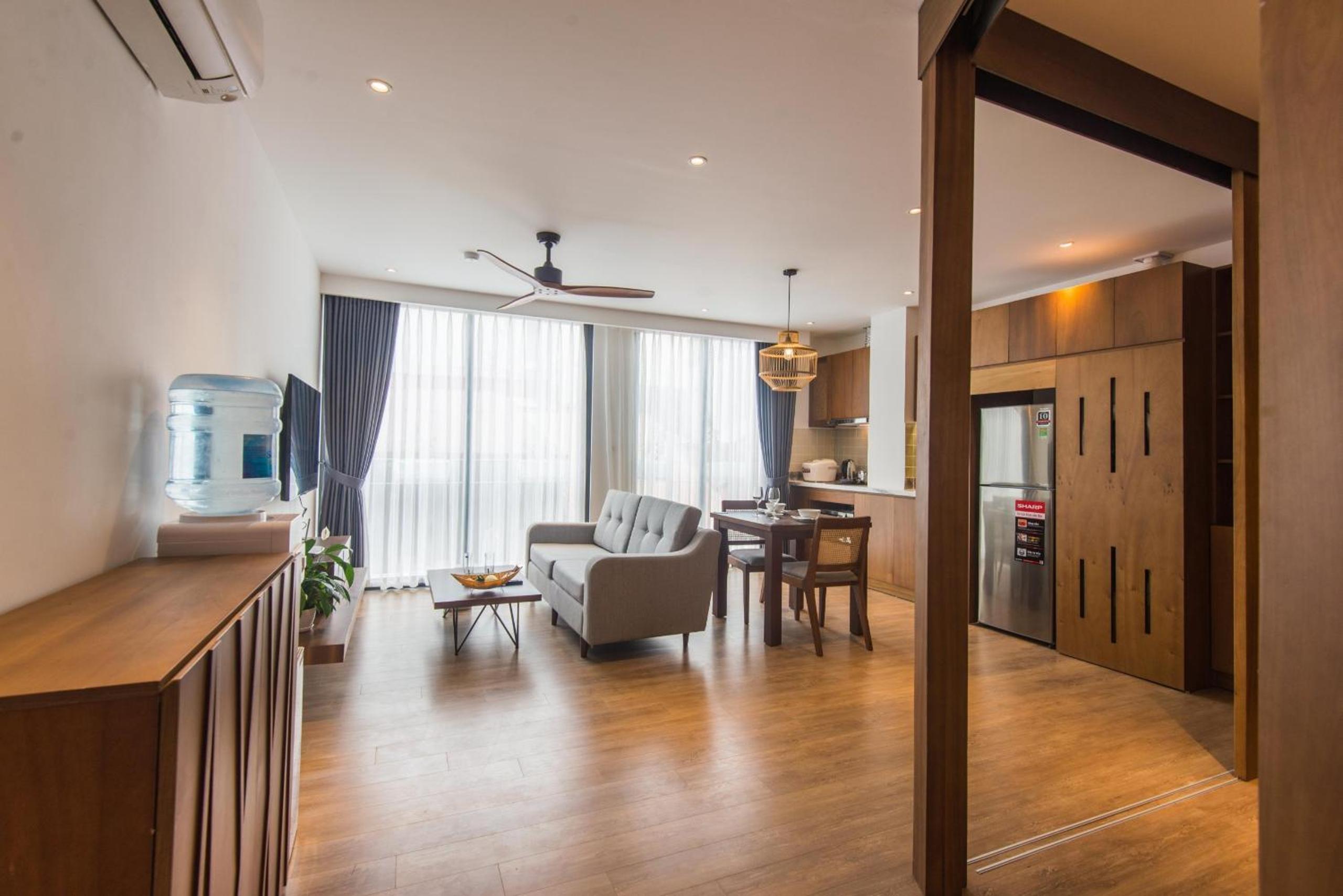 22housing Hotel & Apartment 81 Linh Lang
