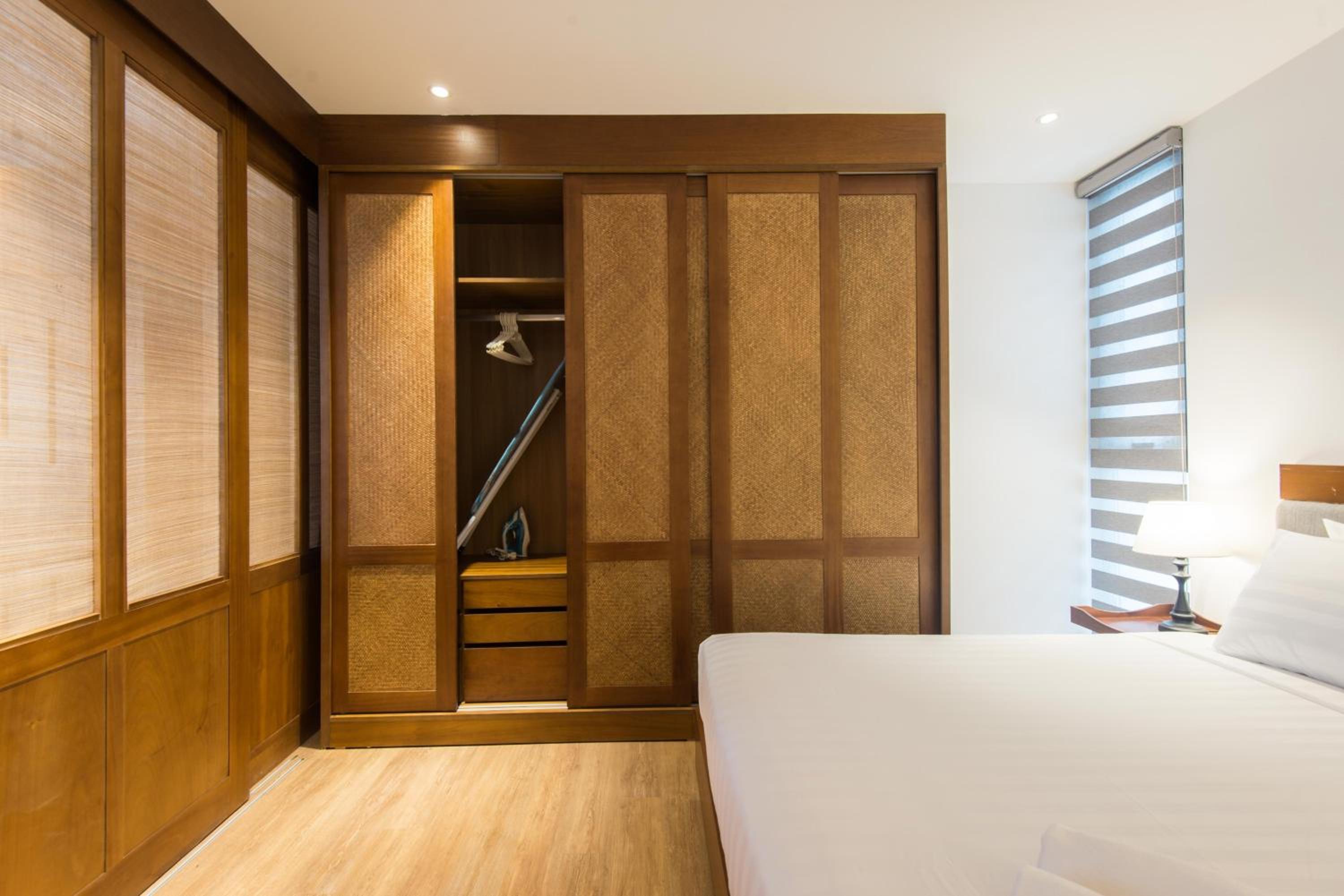 22housing Hotel & Apartment 81 Linh Lang