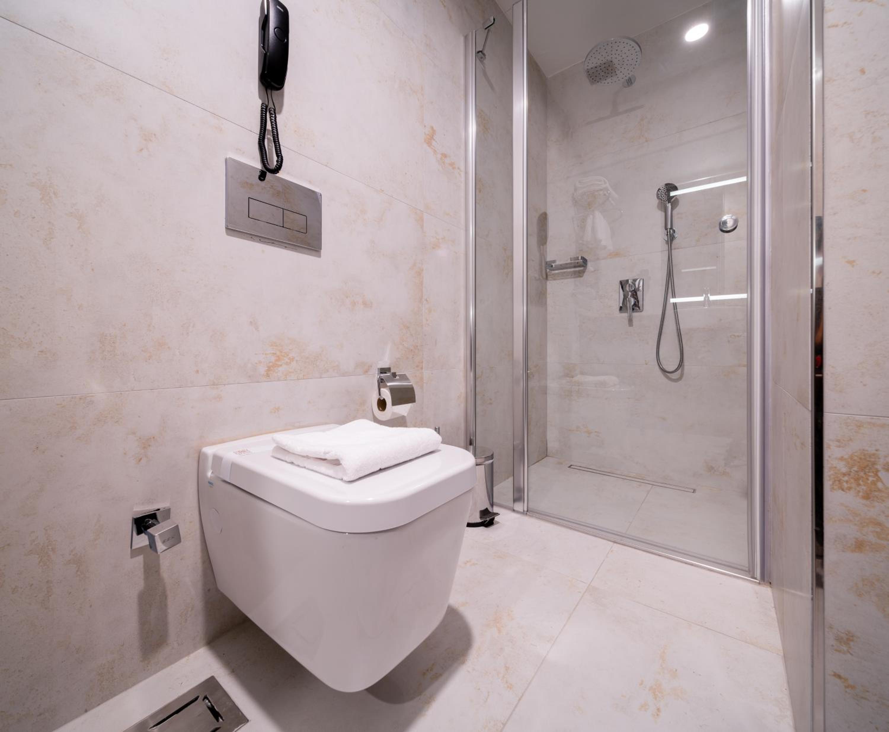 MENALO PREMIUM İSTANBUL HAVAALANI OTEL - Image 31