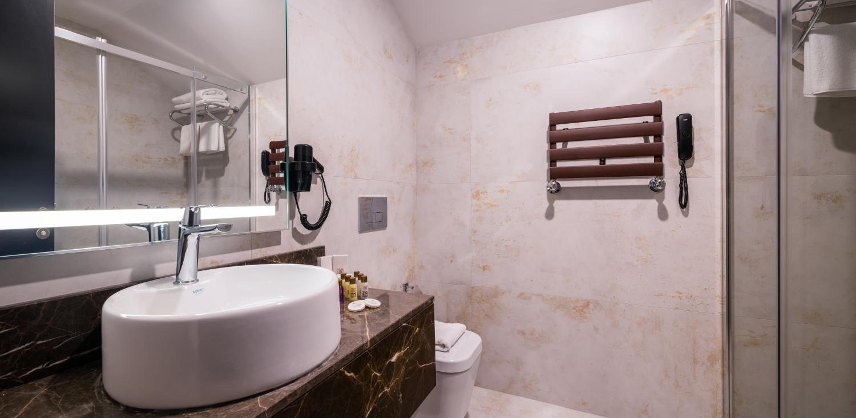 MENALO PREMIUM İSTANBUL HAVAALANI OTEL - Image 36