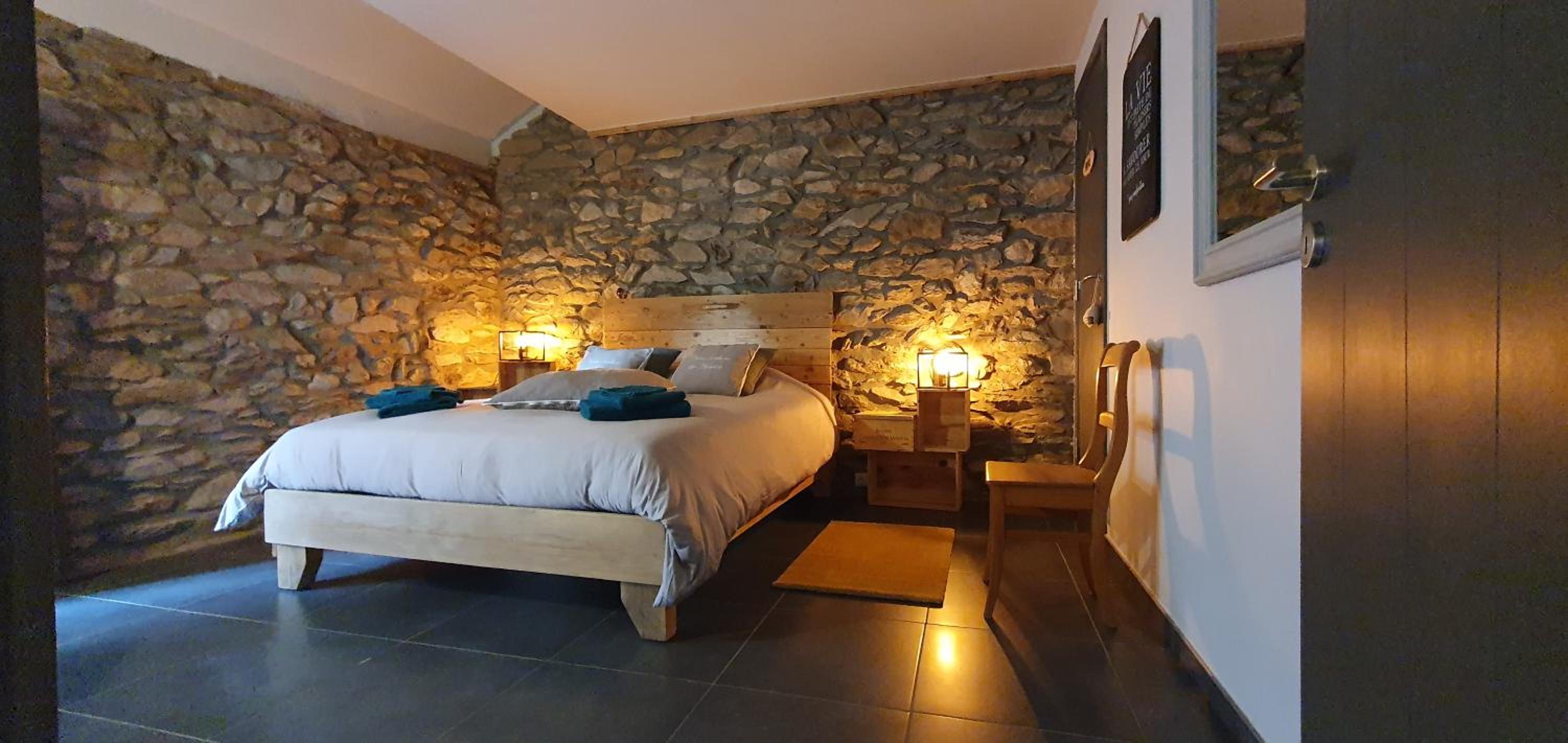 O Près de la Lienne, maison de campagne de charme, accord parfait entre confort et authenticité