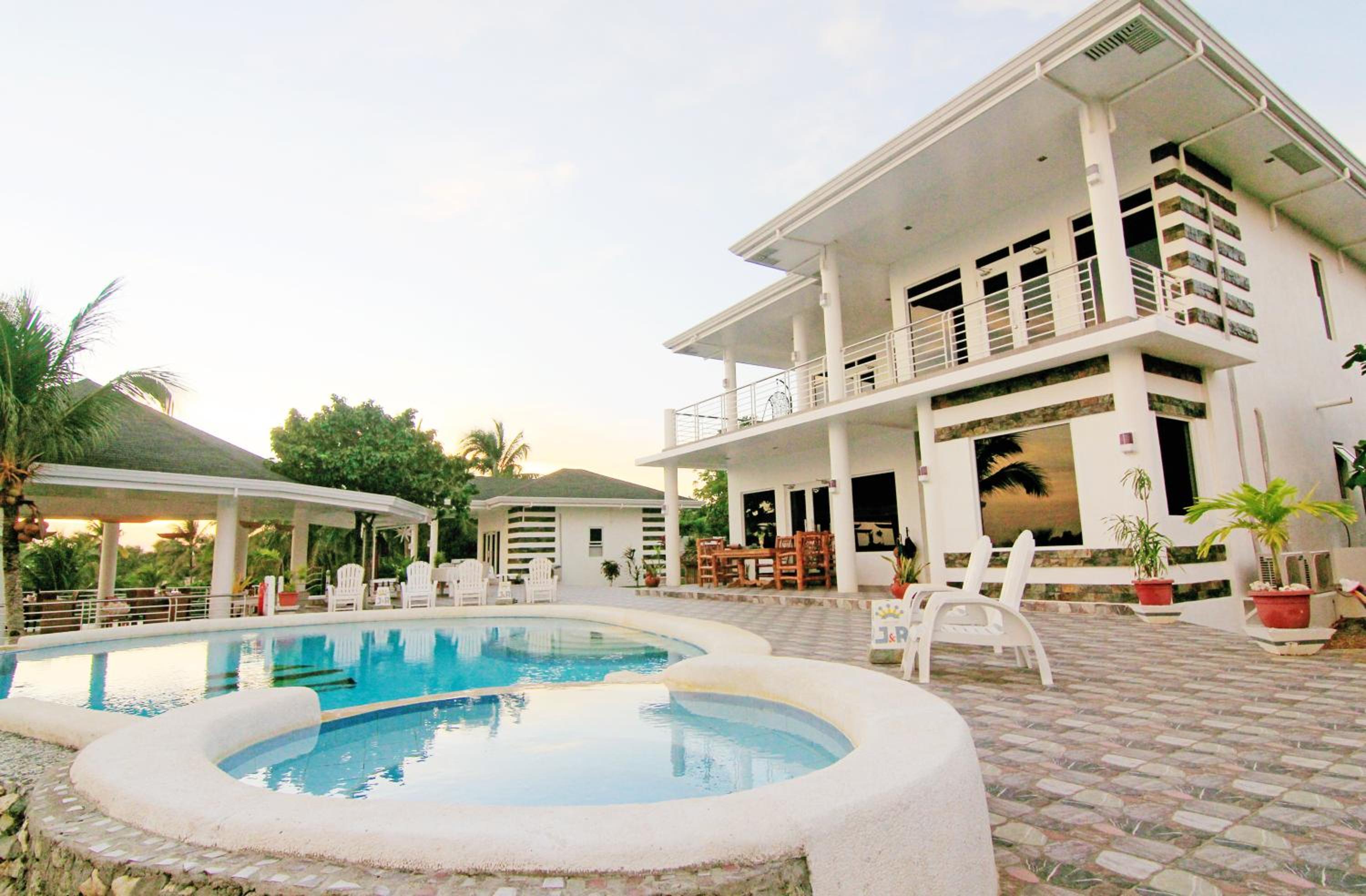 J&R Residence