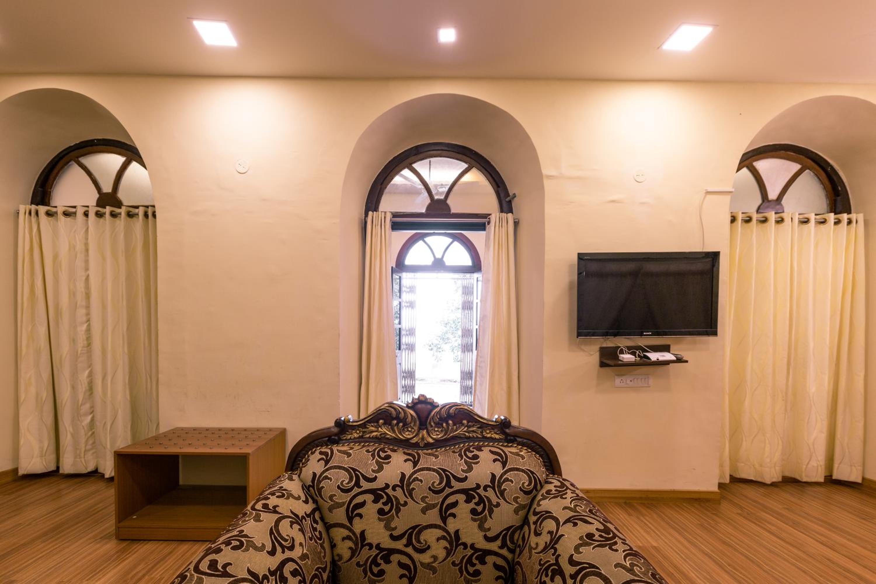 Photo 12