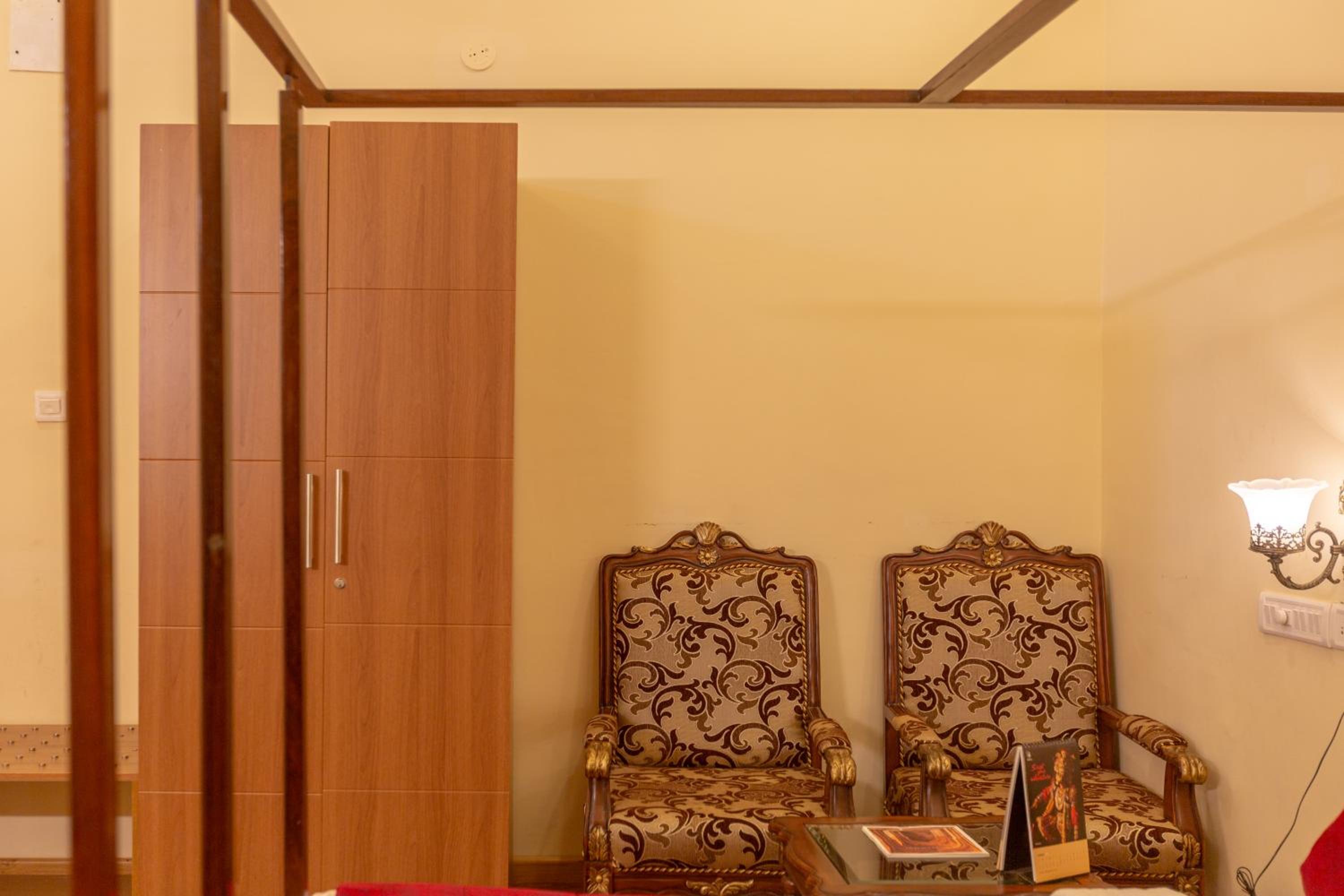 KSTDC Hotel Mayura Pine Top Nandi Hills view 3