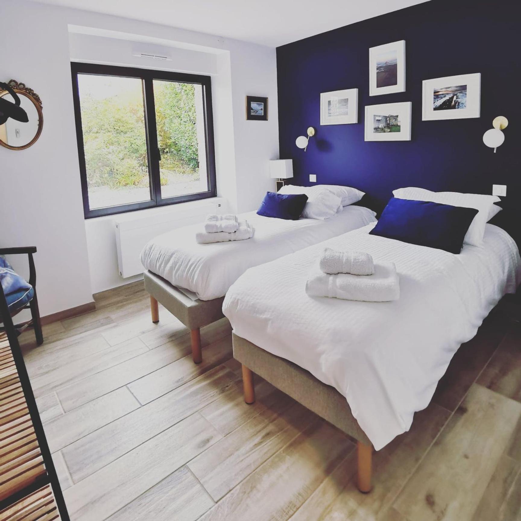 Villa l'hermine Vue mer exceptionnelle, prestation luxe contemporaine avec cinema et spa, borne voit électrique