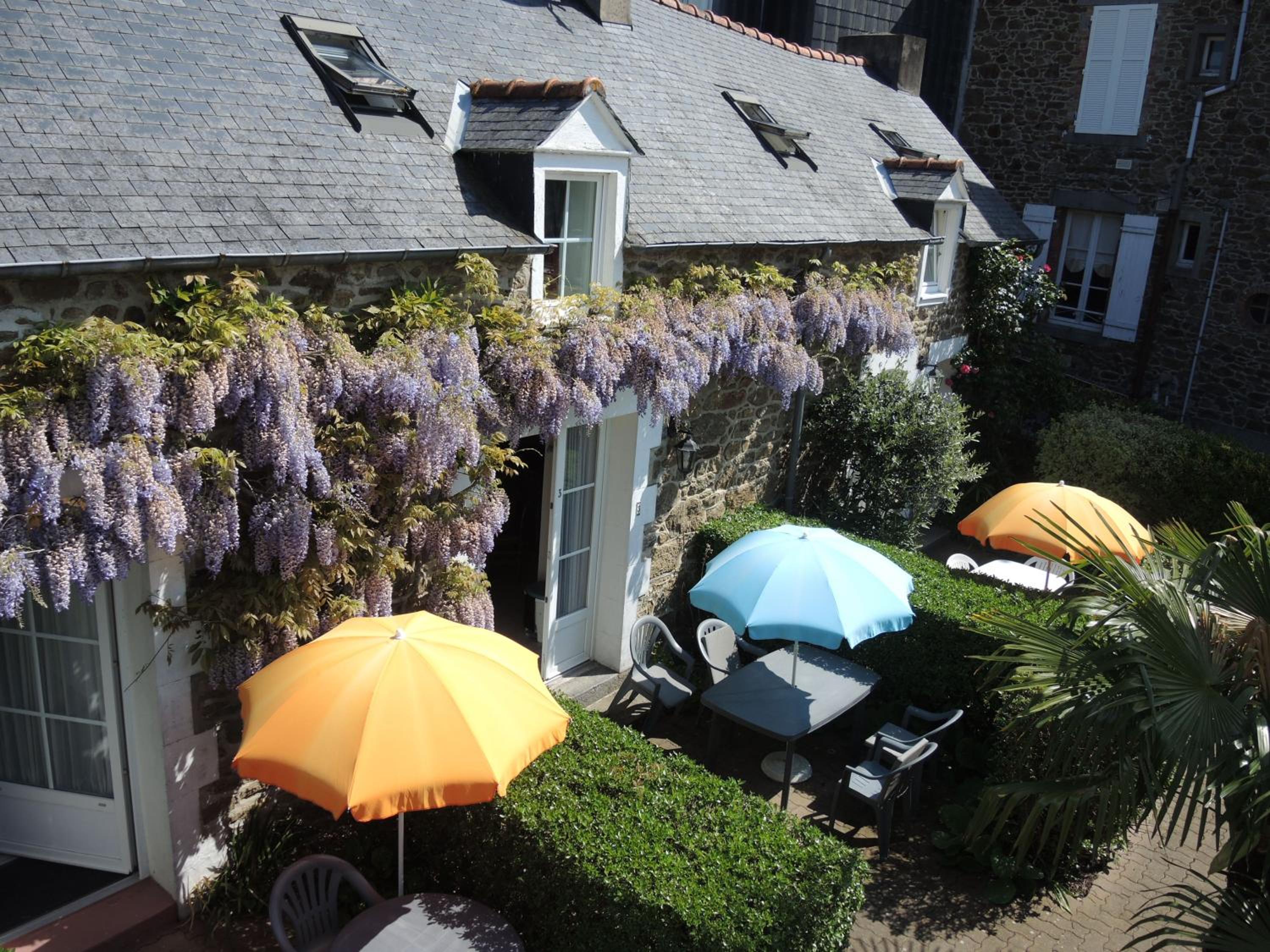 Clos de la Fontaine view 2