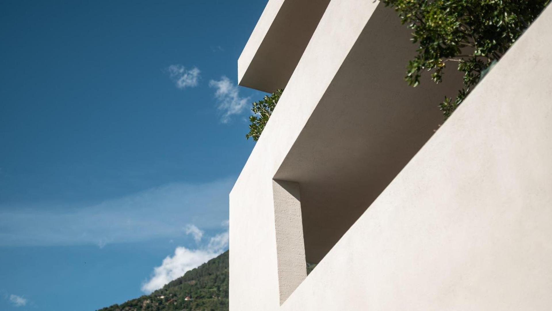 Hotel Design Hotel Tyrol - Image 1