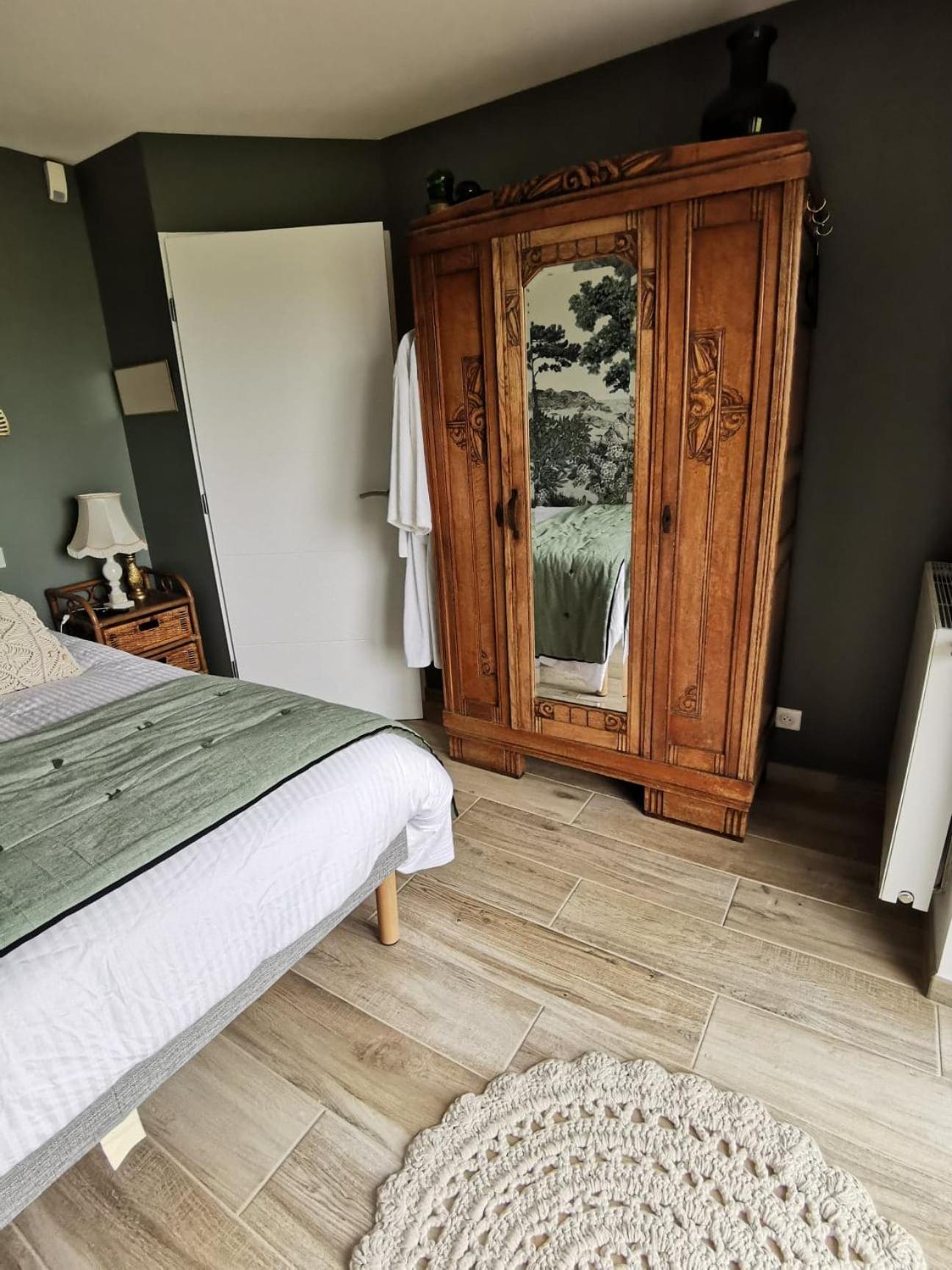 Villa l'hermine Vue mer exceptionnelle, prestation luxe contemporaine avec cinema et spa, borne voit électrique