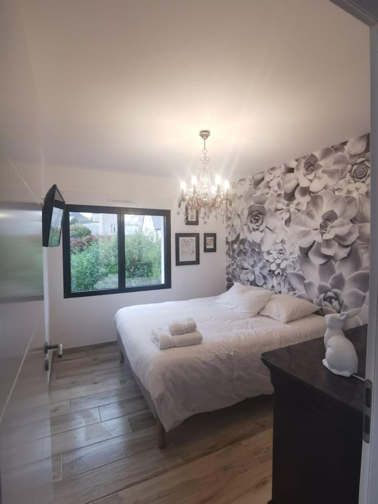 Villa l'hermine Vue mer exceptionnelle, prestation luxe contemporaine avec cinema et spa, borne voit électrique