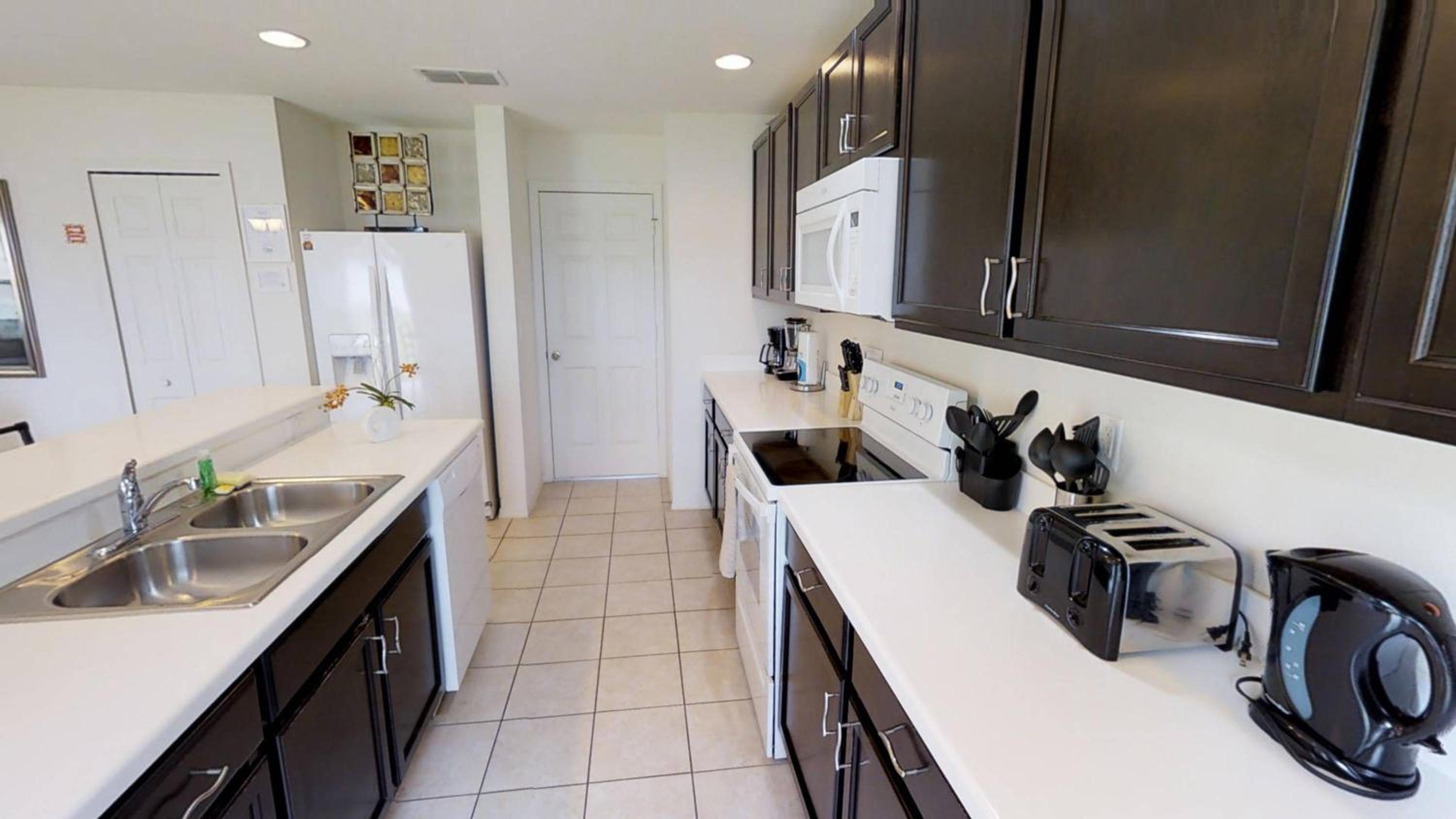 Crystal Cove 4 Bedroom Vacation Home 1527 view 2