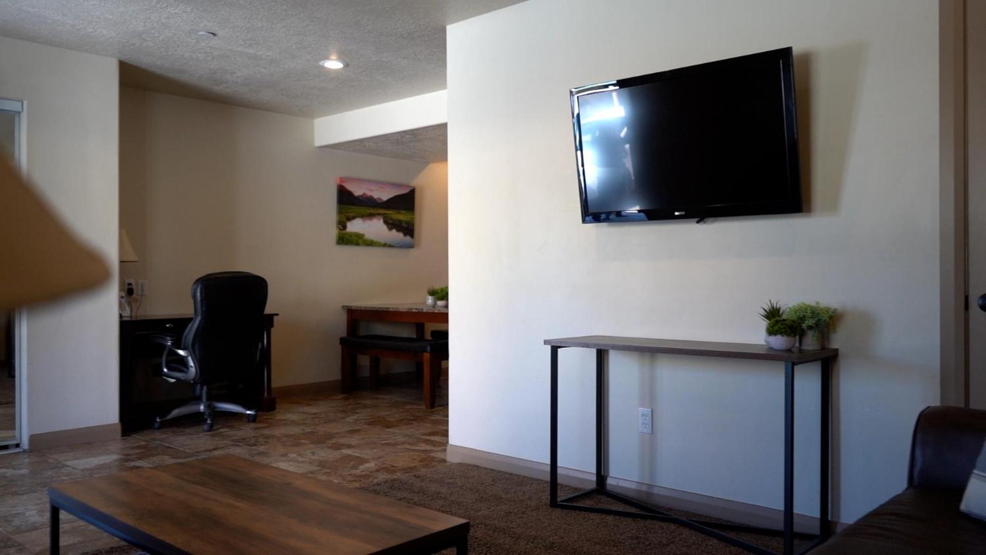 Duchesne Suites