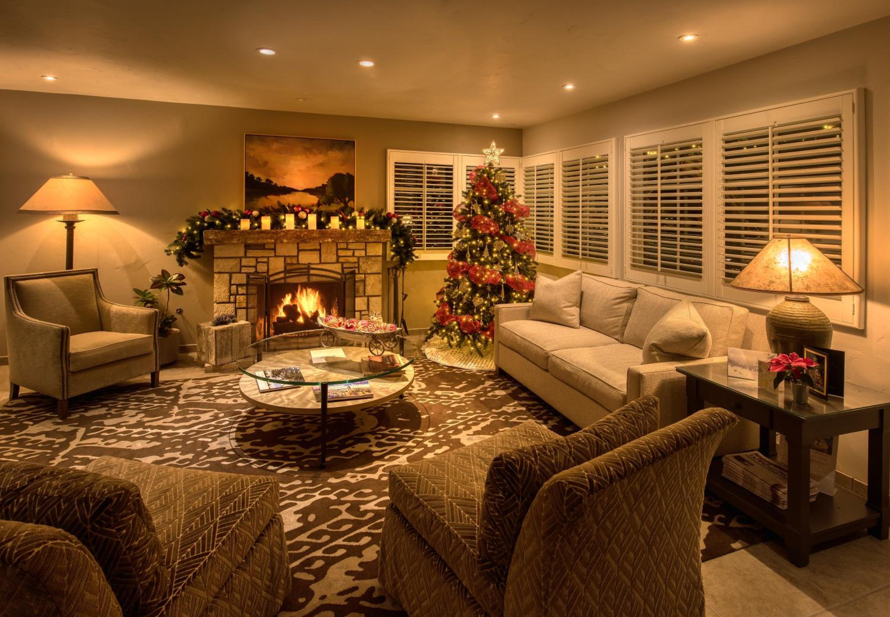 Monterey Vacations - Horizon Inn  Ocean View Lodge - Property Image 3