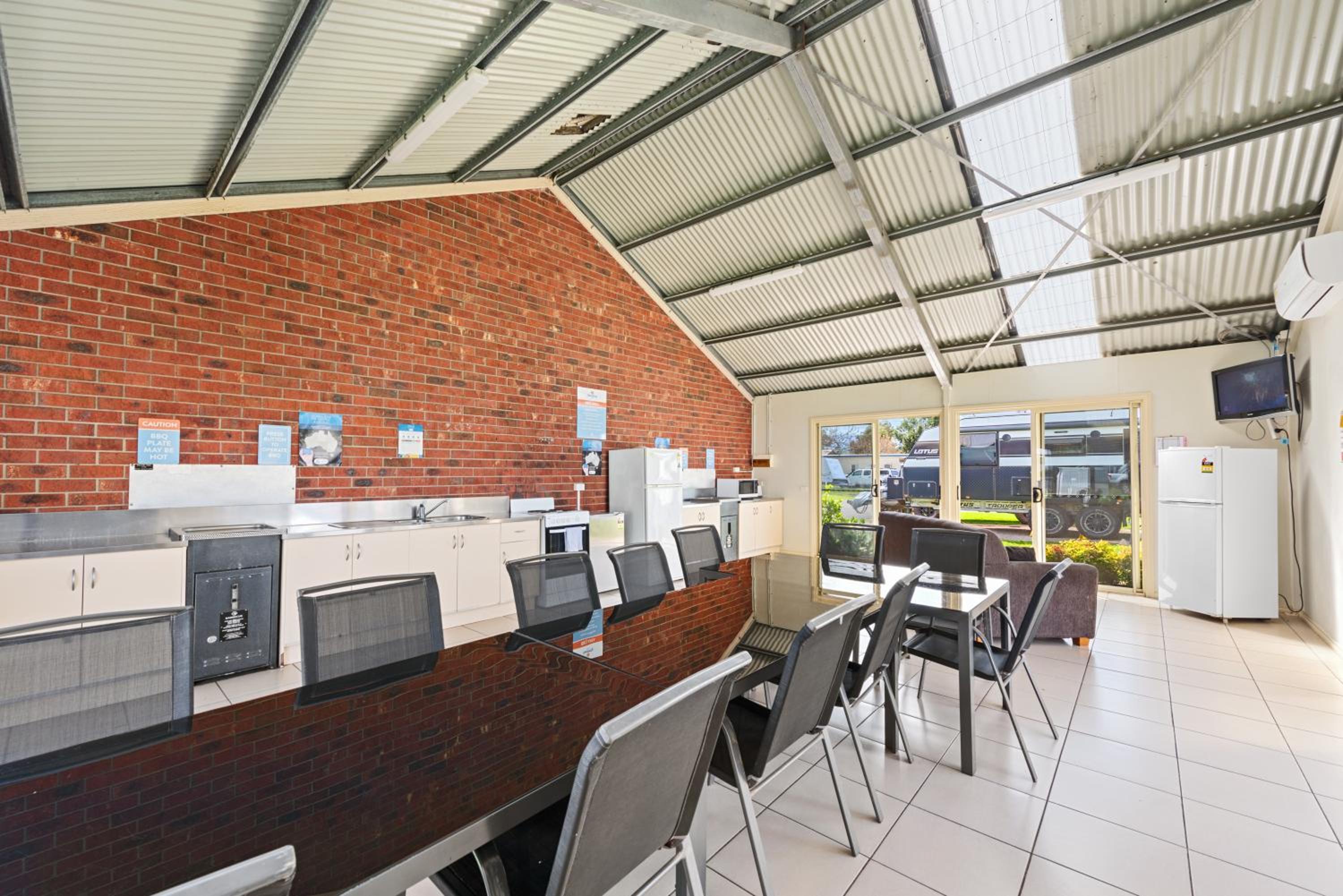 Discovery Parks - Geelong view 4
