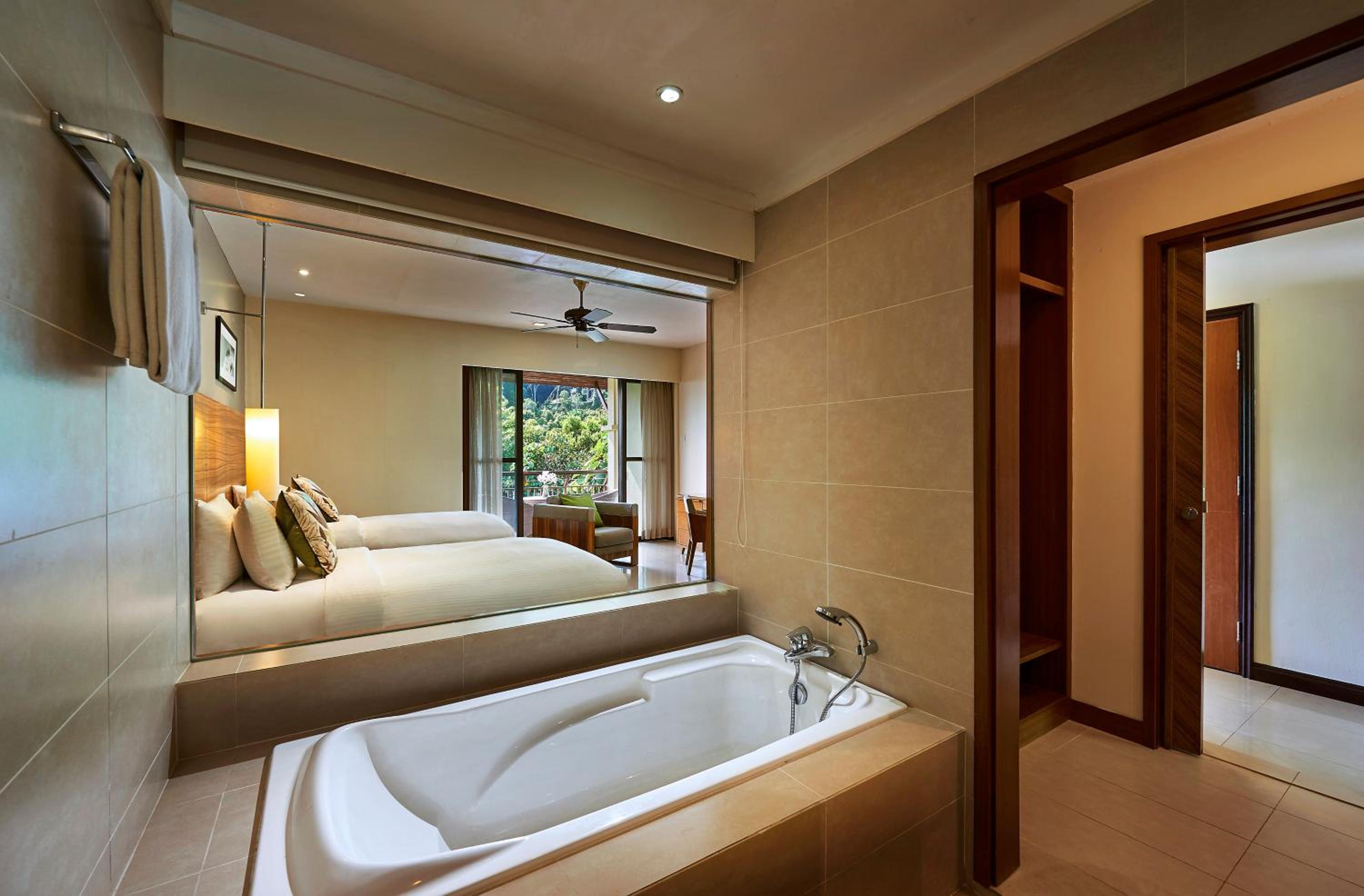 The Taaras Beach & Spa Resort photo 5