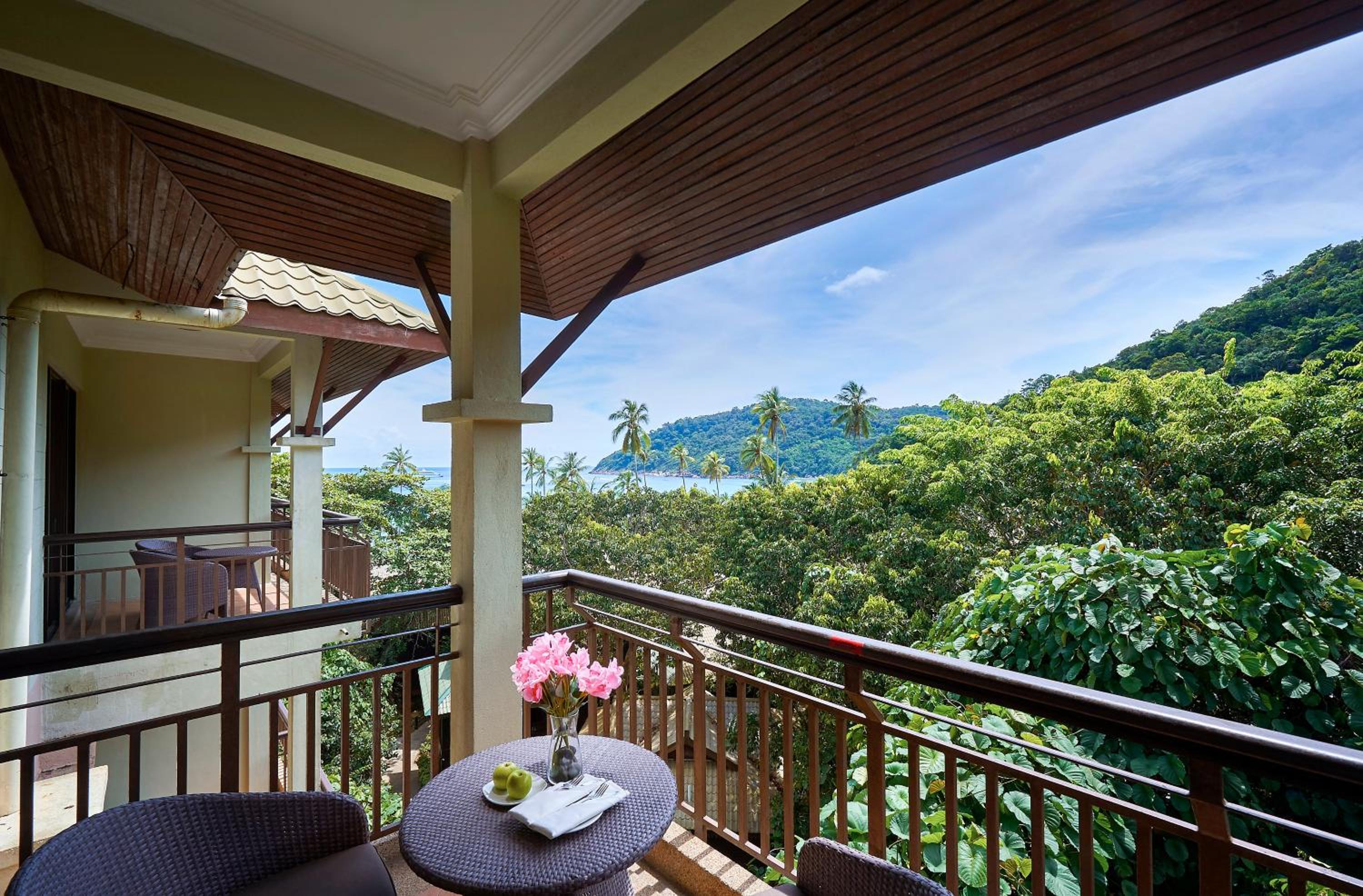 The Taaras Beach & Spa Resort photo 2