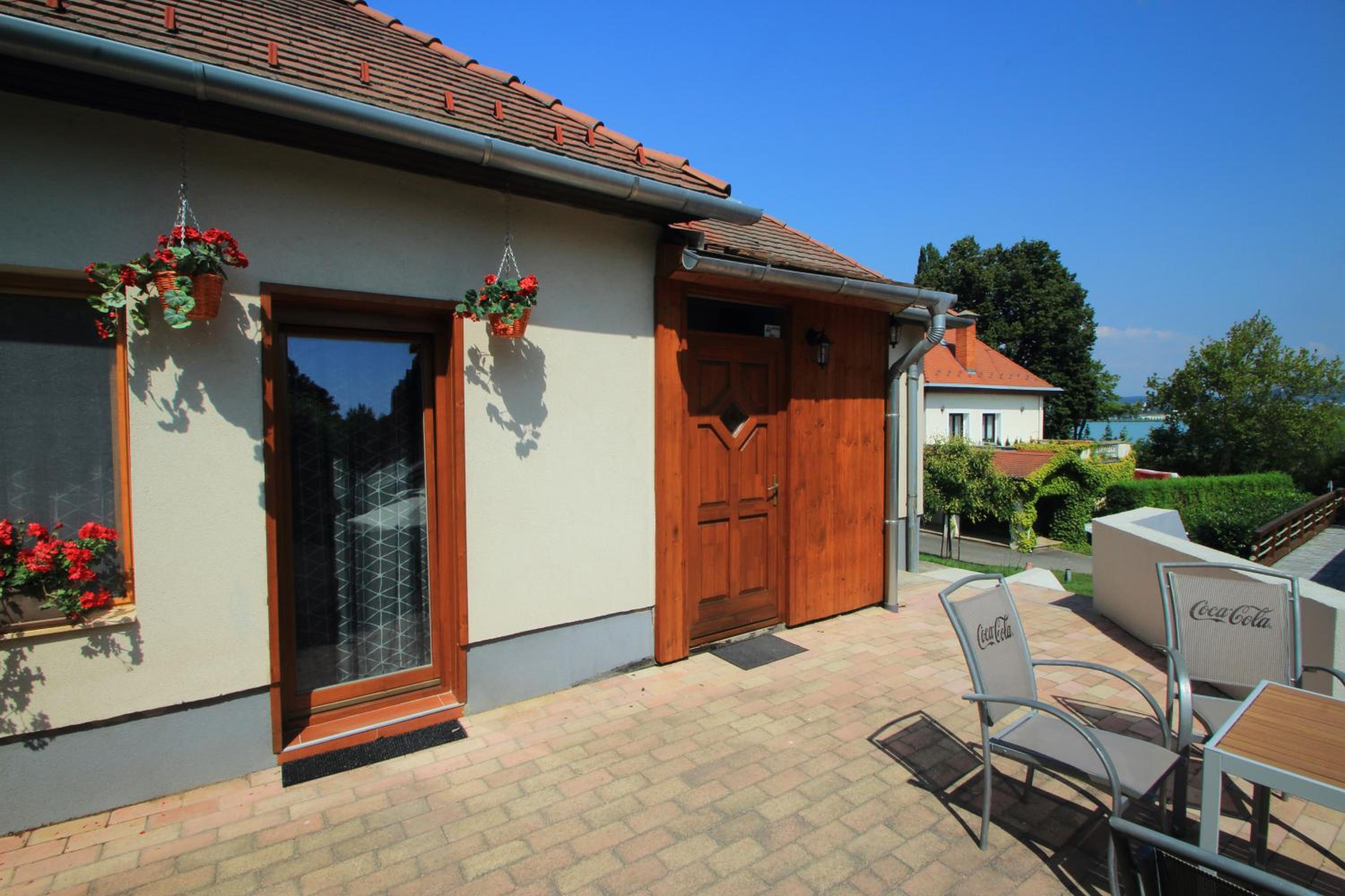 Aquilo Apartmanok view 4