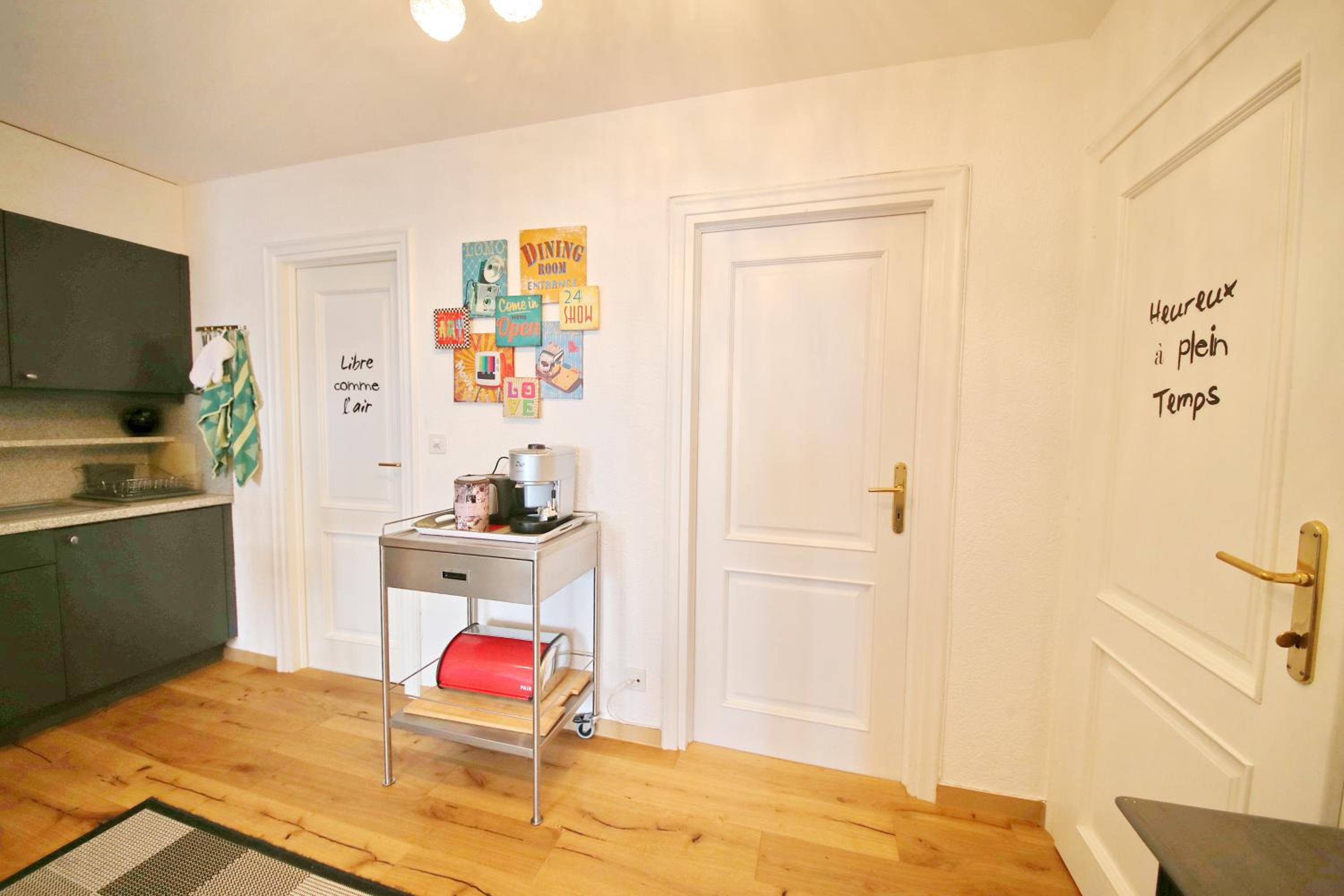Corseaux Beach rooms-Riviera Beach apartments