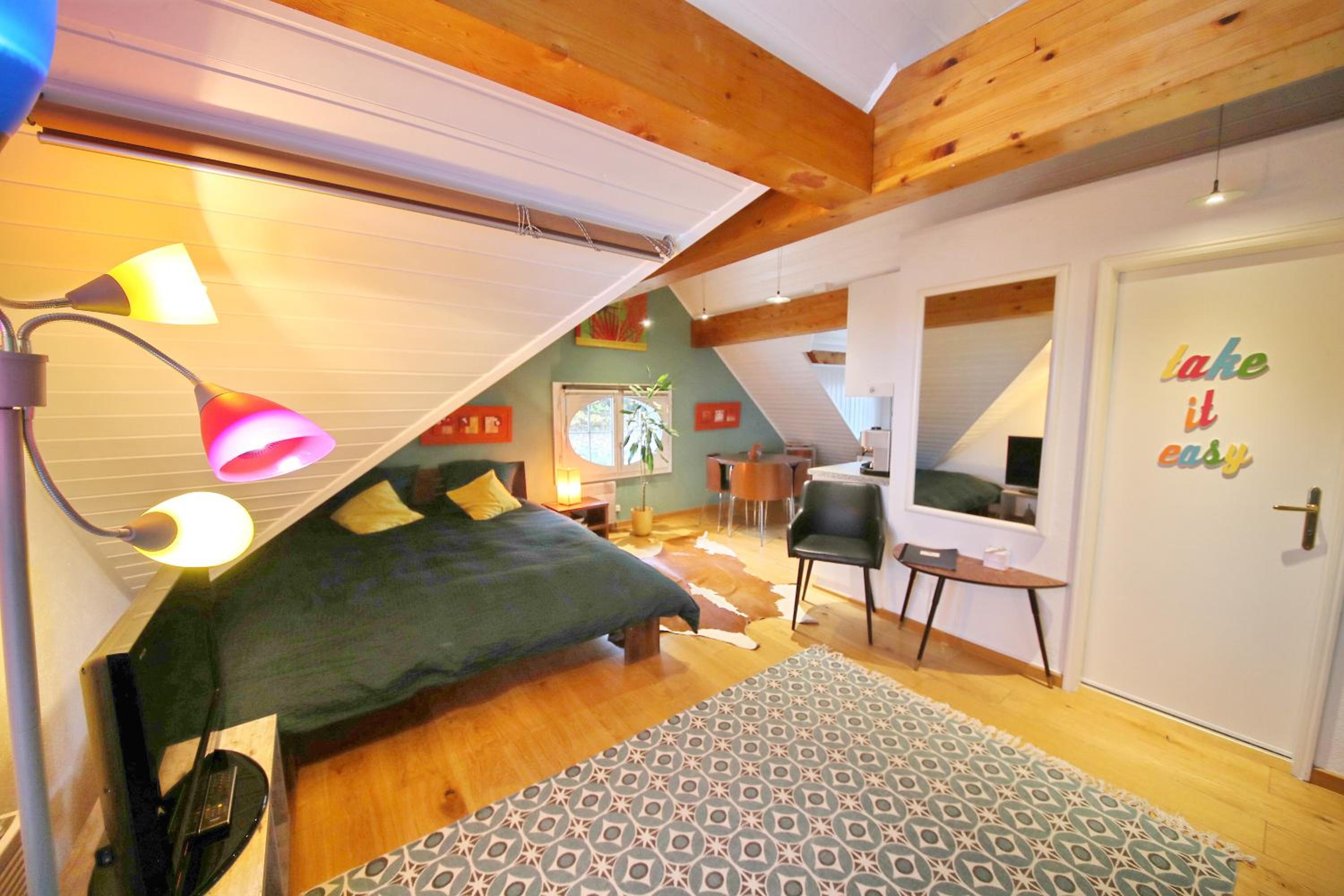 Corseaux Beach rooms-Riviera Beach apartments