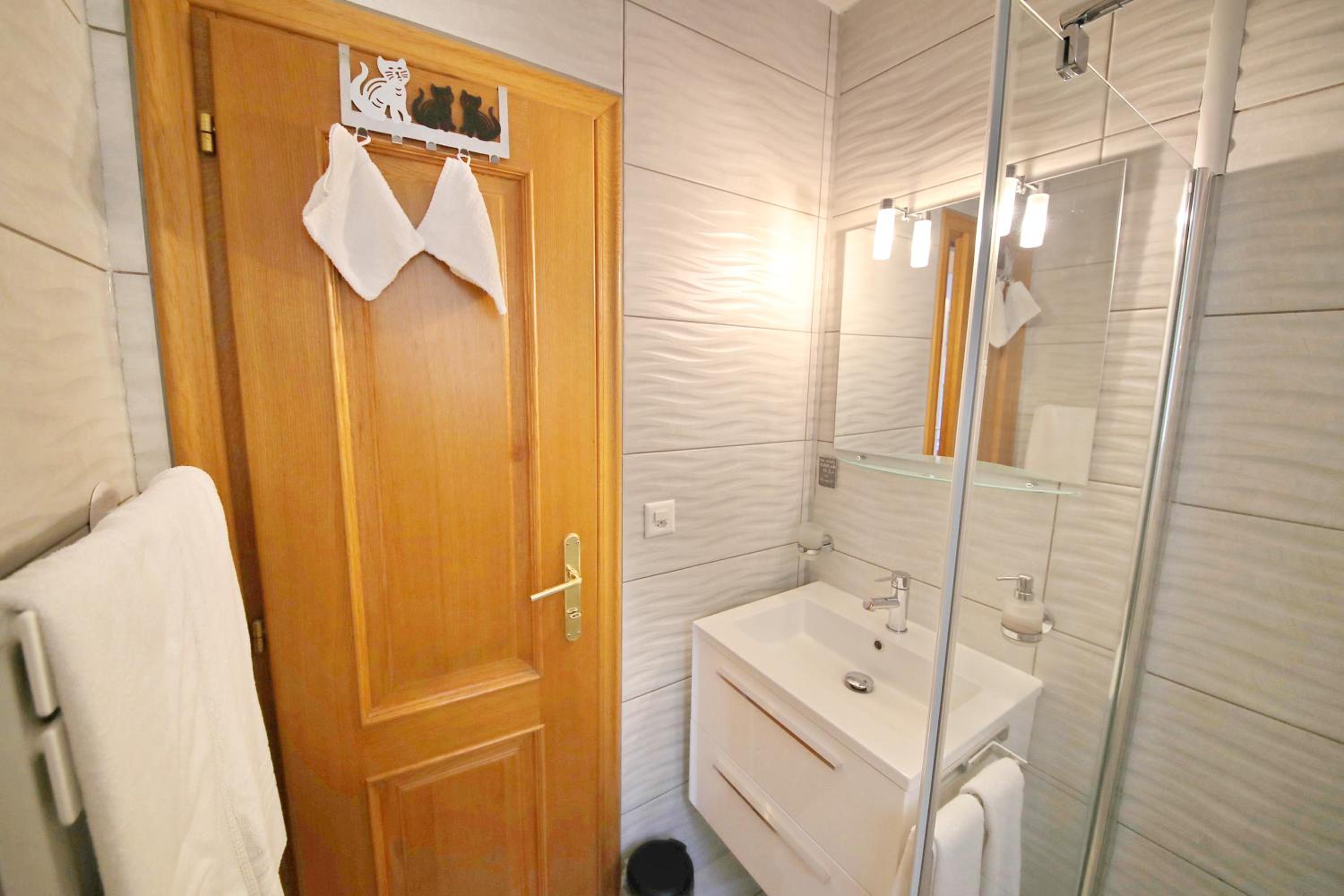Corseaux Beach rooms-Riviera Beach apartments