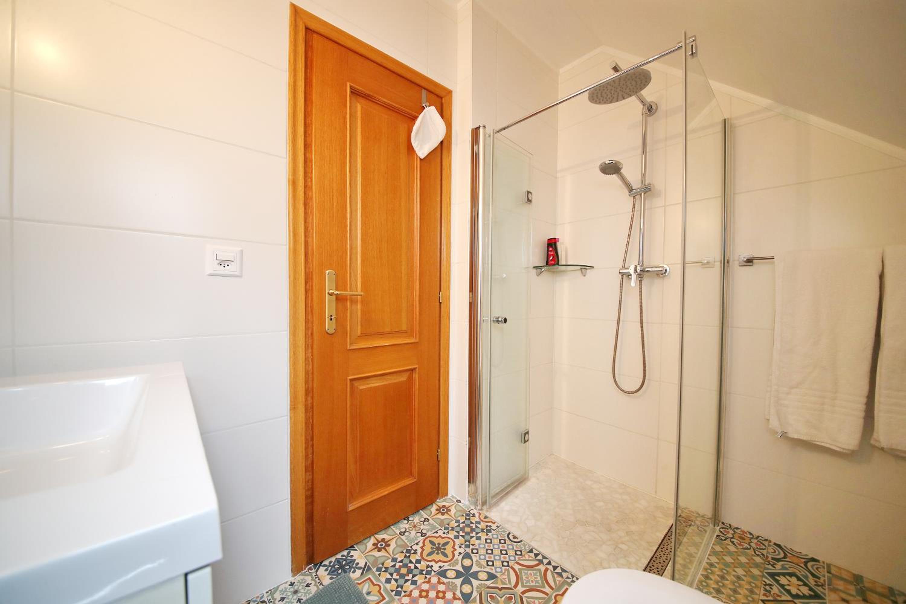Corseaux Beach rooms-Riviera Beach apartments