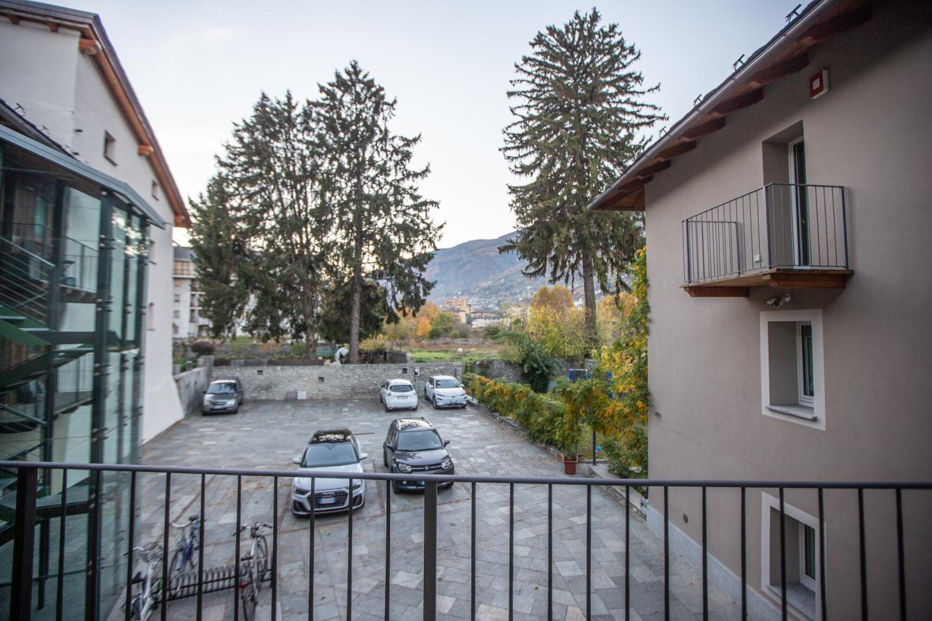 Photo 56