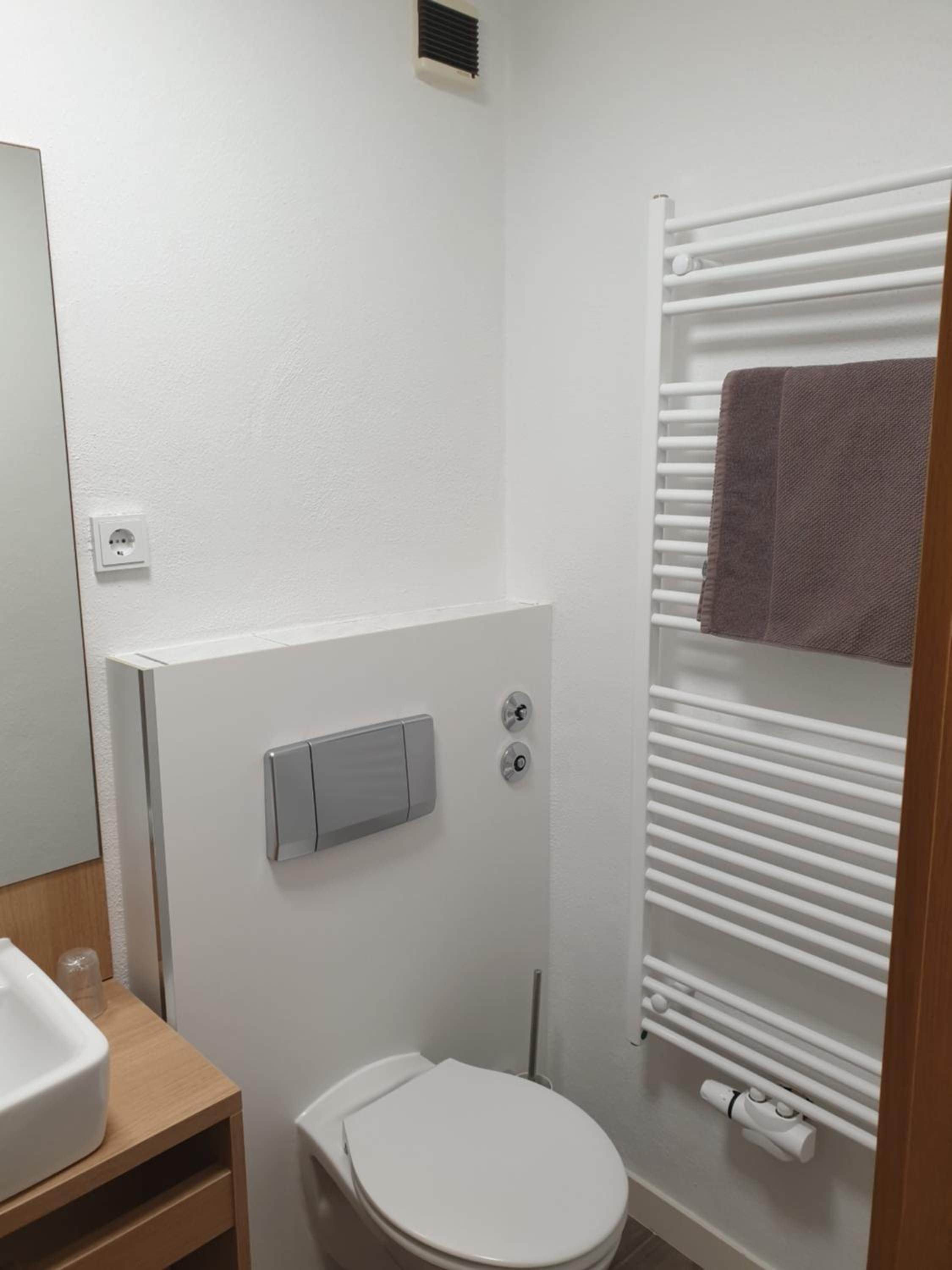 Hotel Drei Lilien - Property Image 2