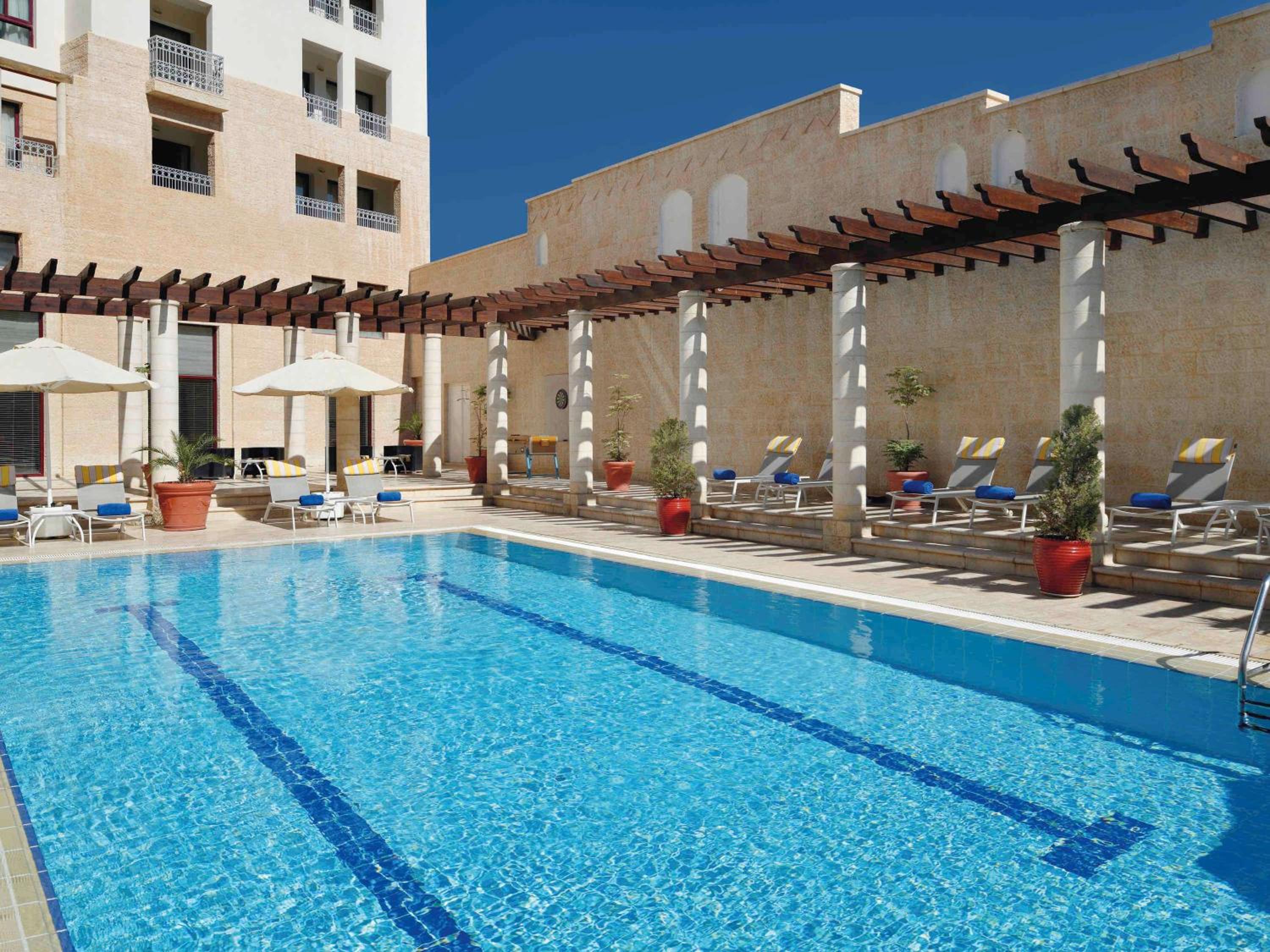 Mövenpick Resort Petra — photo 56