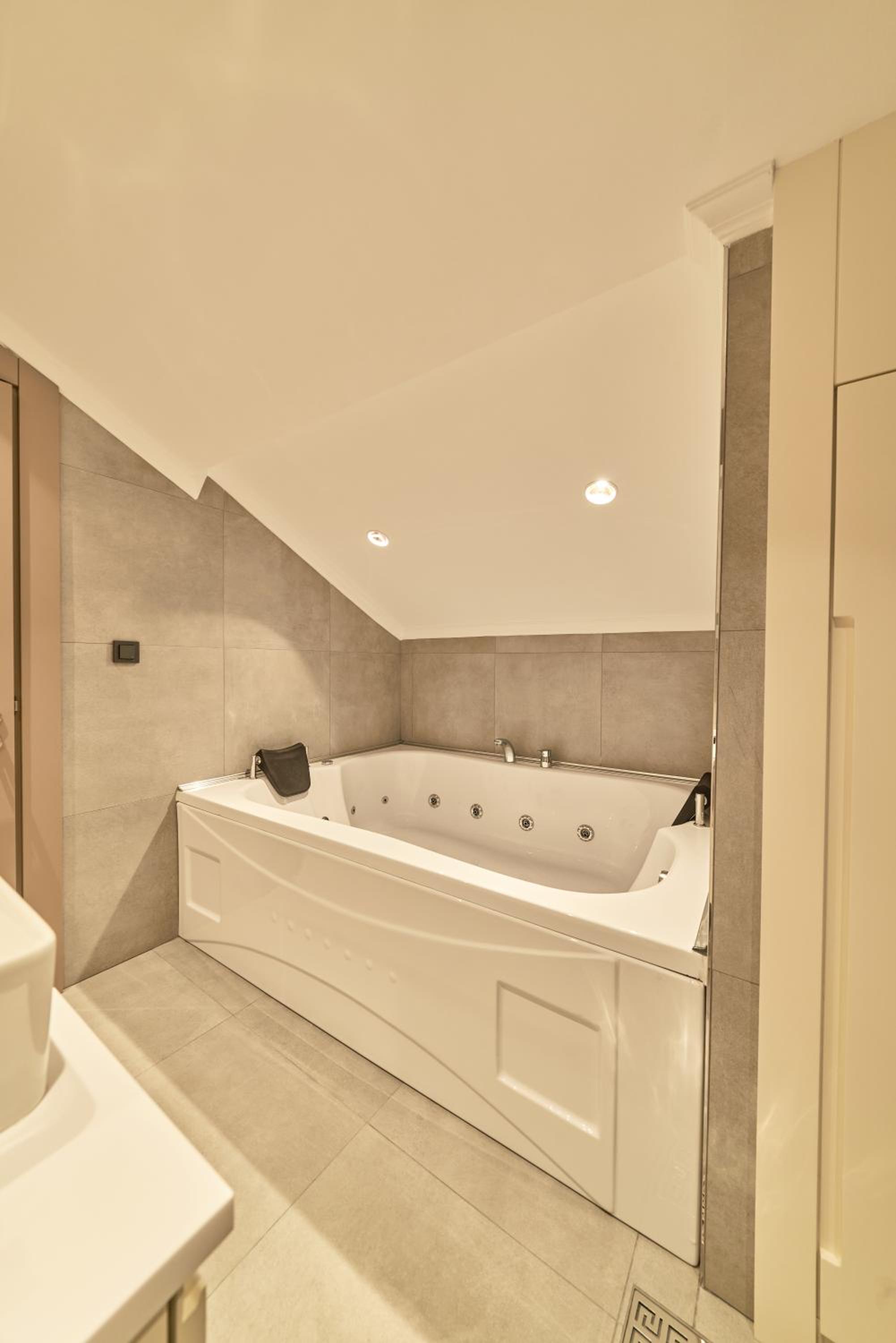 Selini Hotel İstanbul Airport - Image 18