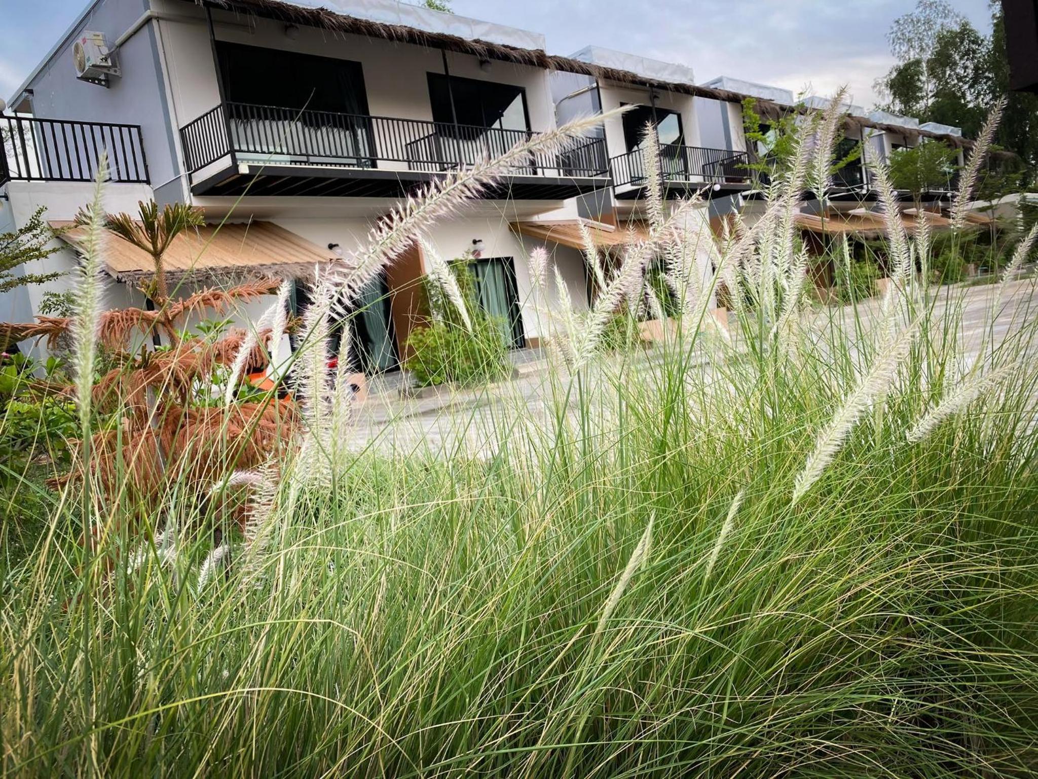 Suwi Coco Ville Resort