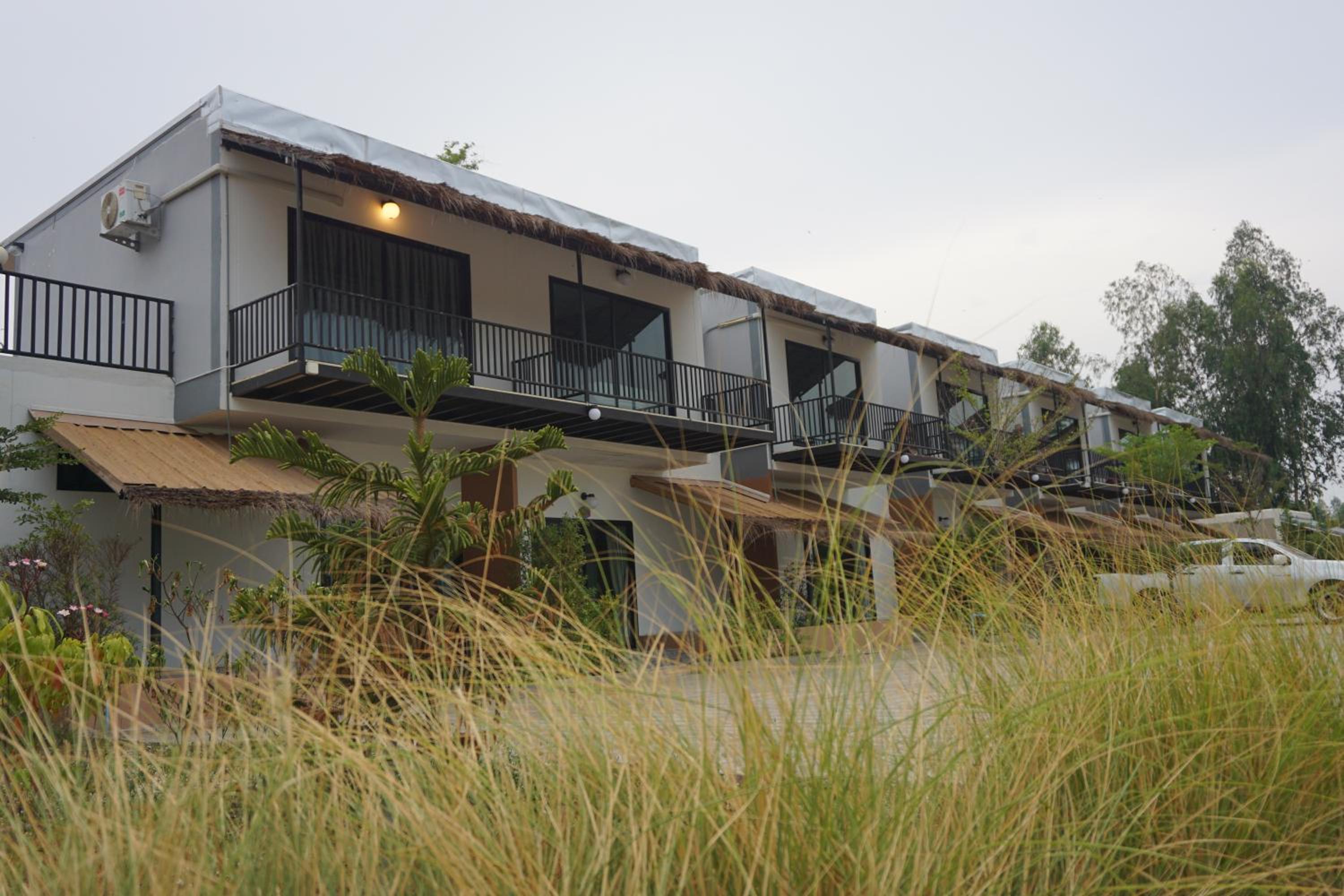 Suwi Coco Ville Resort