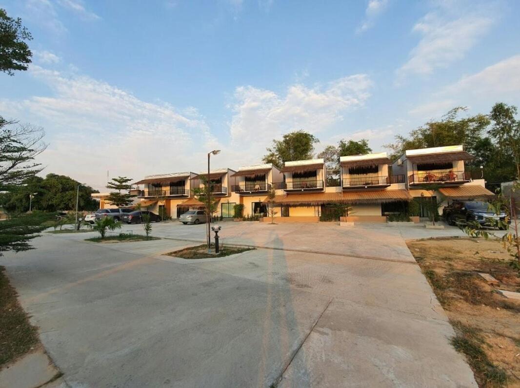Suwi Coco Ville Resort