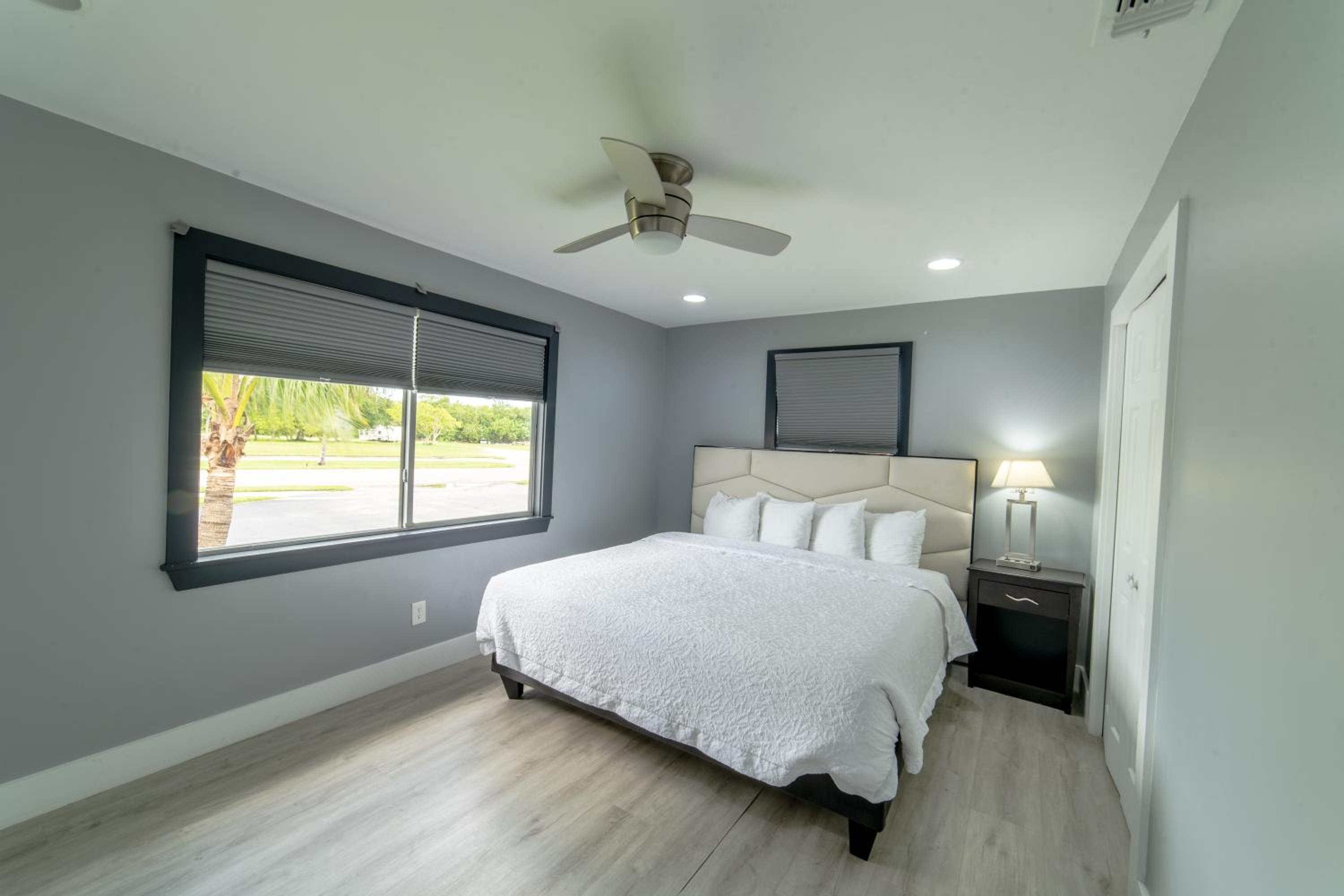 Everglades City Motel - Everglades Adventures Inn