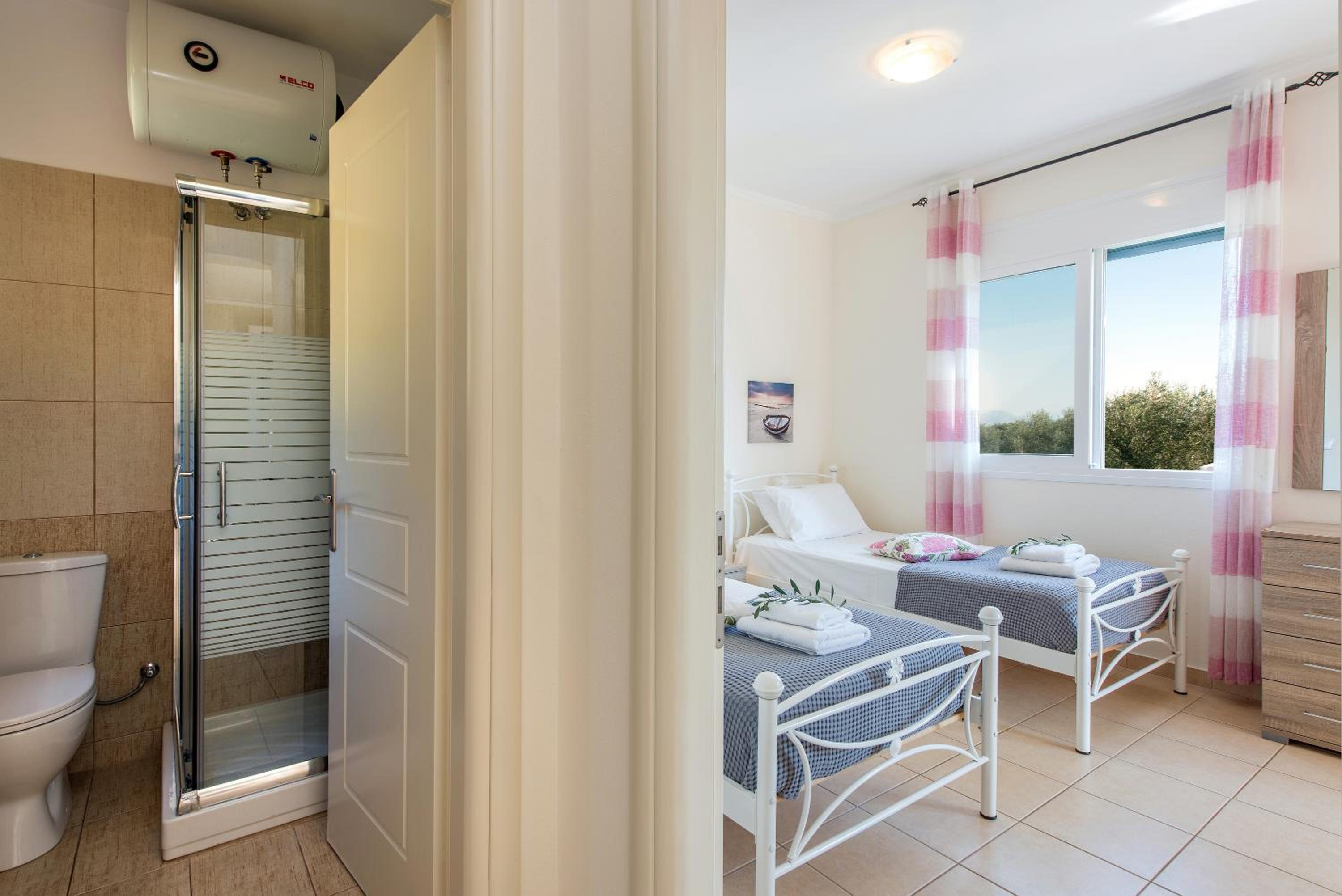Photo 132