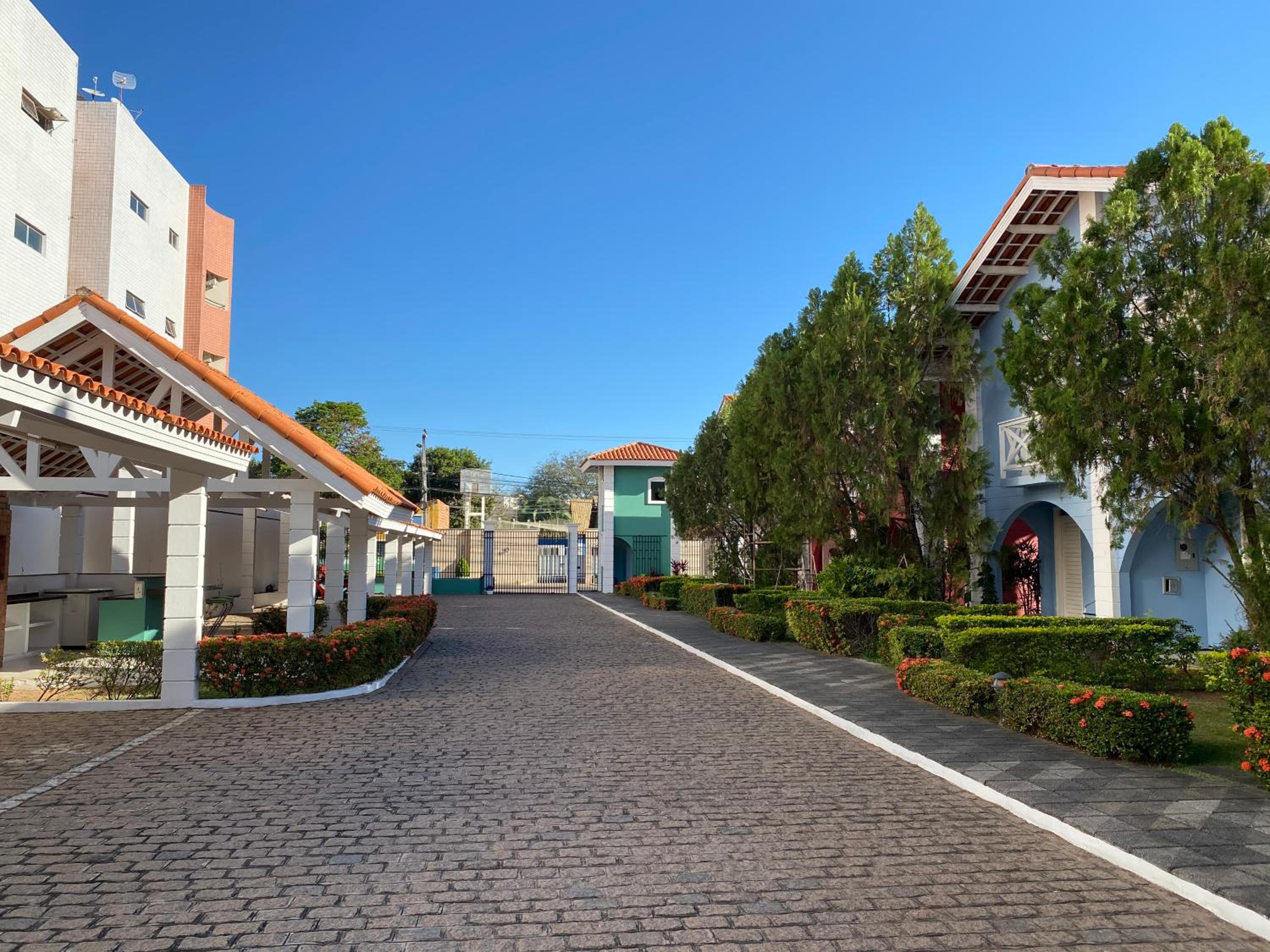 Casa em Condomínio 2 suítes casa 03
