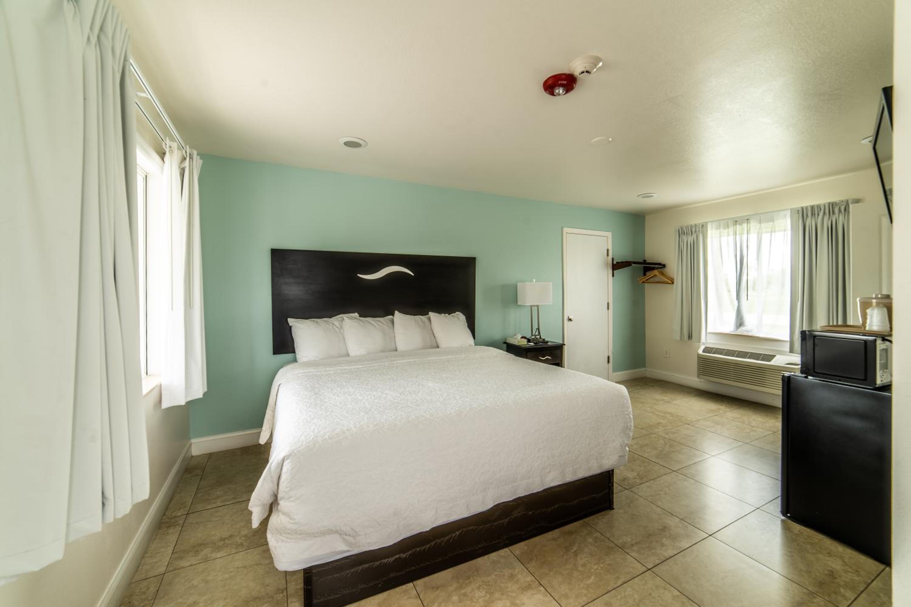 Everglades City Motel - Everglades Adventures Inn