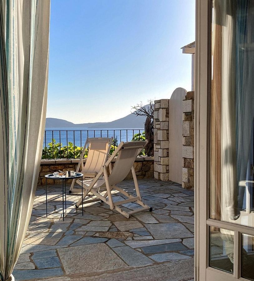 Lithea Villas and Studios by the Sea