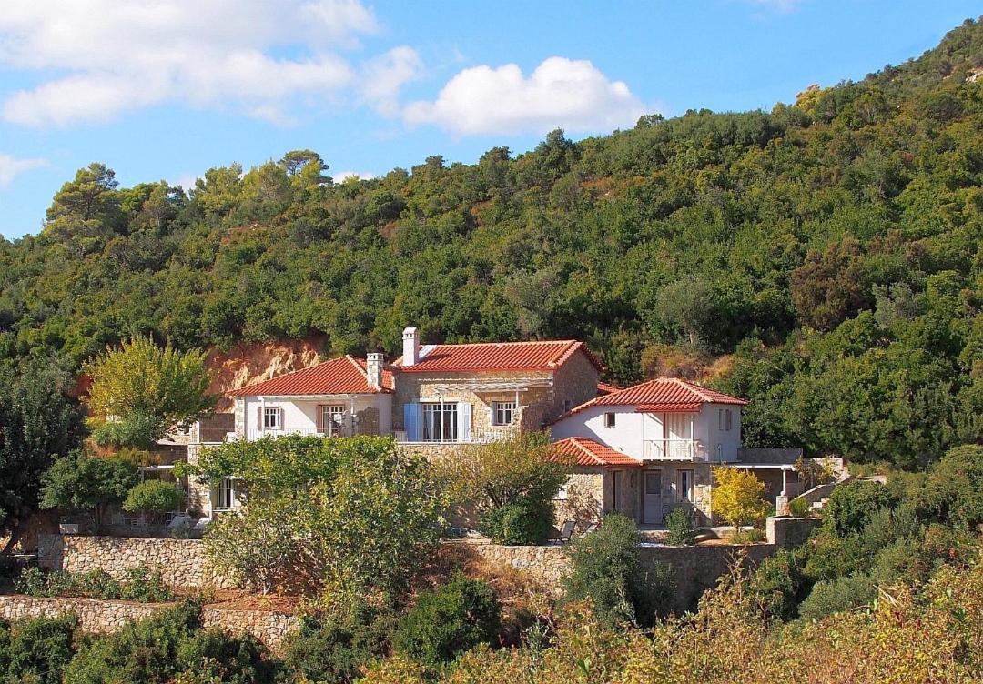 Lithea Villas and Studios by the Sea