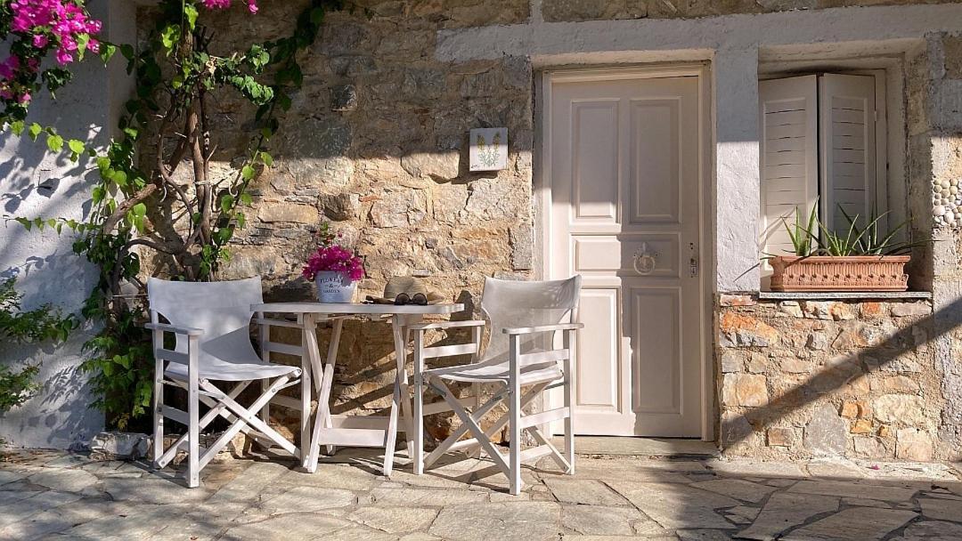 Lithea Villas and Studios by the Sea