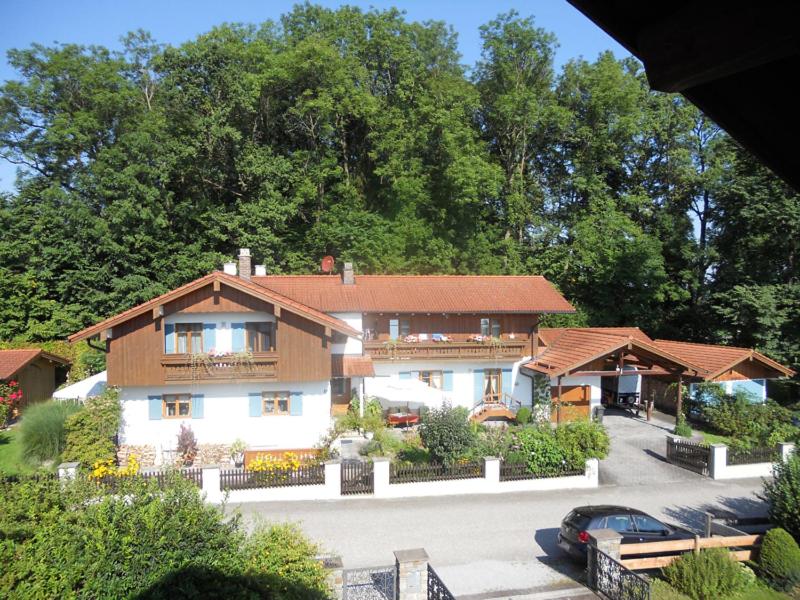 Ferienwohnung Riepertinger view 3