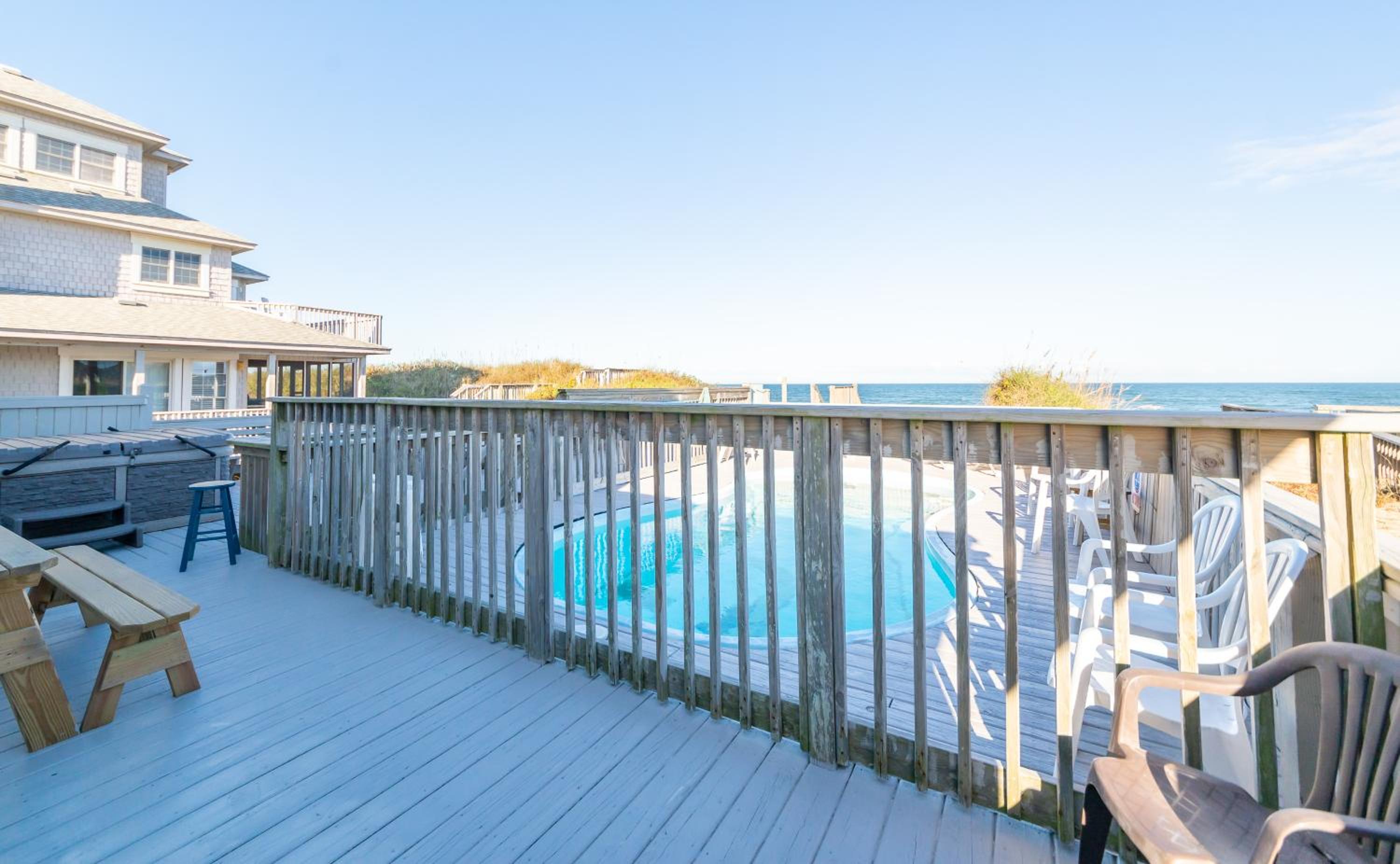 Sea Reunion - Nags Head MP 12.5, Oceanfront, Amazing Views! Pool, Hot Tub, Pets OK view 5
