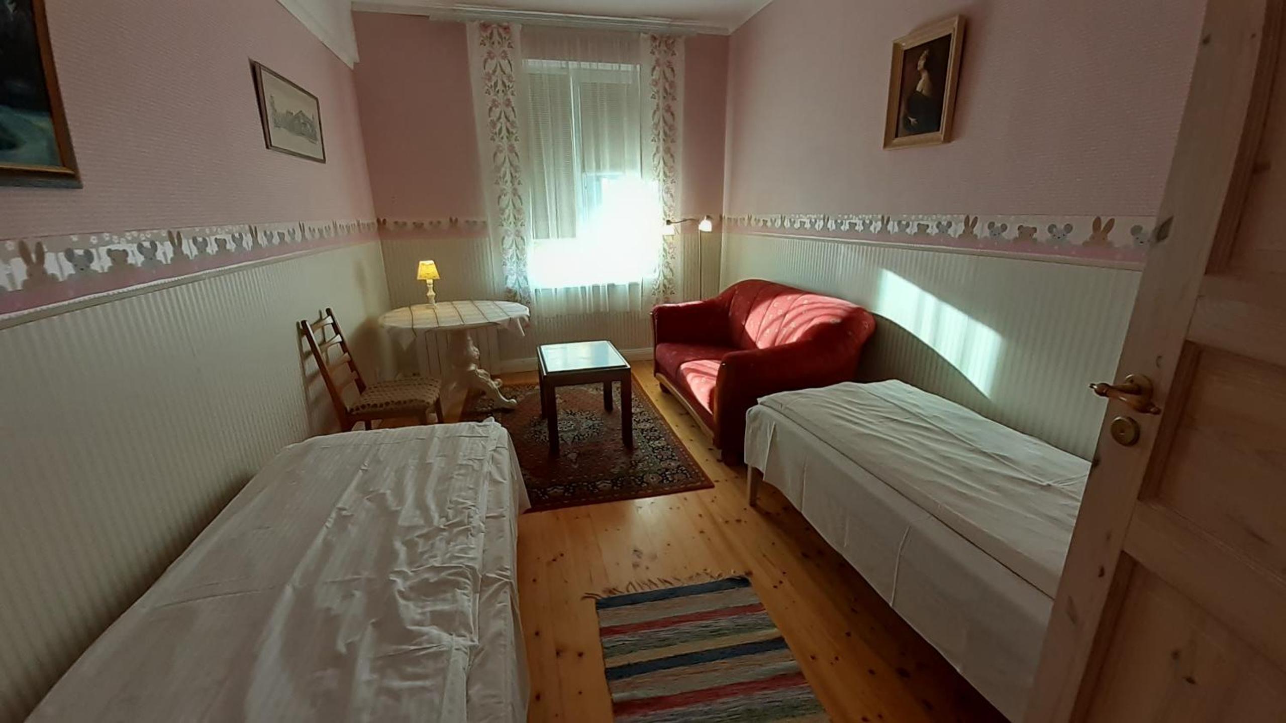 Majakovski Family Suite